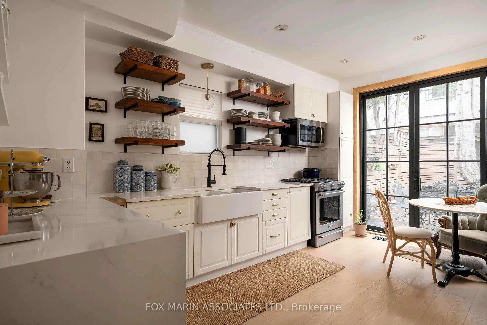 Photo 17 of 12 Andrews Avenue, Toronto, Trinity-Bellwoods — HOMEH
