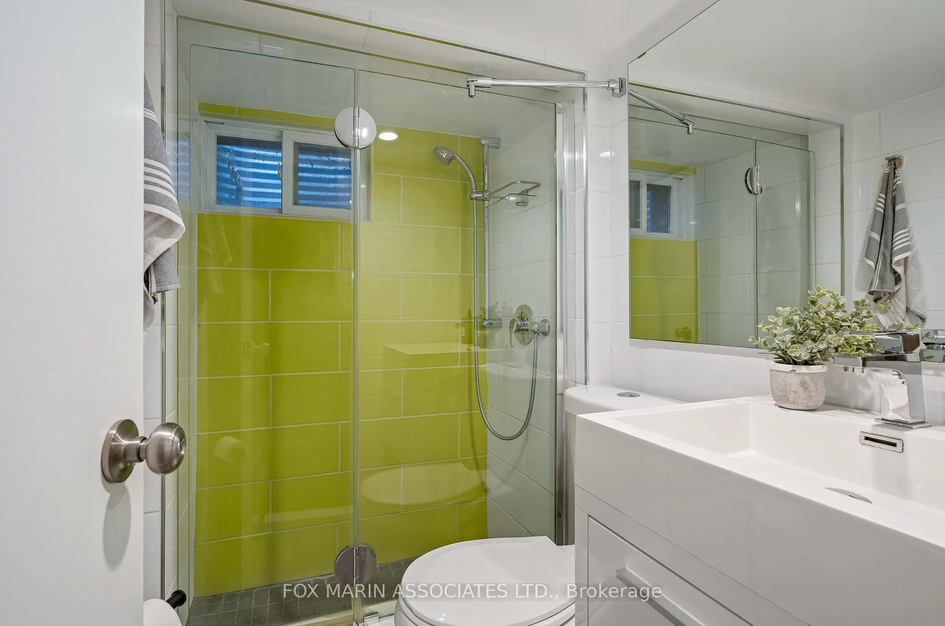 Photo 41 of 12 Andrews Avenue, Toronto, Trinity-Bellwoods — HOMEH