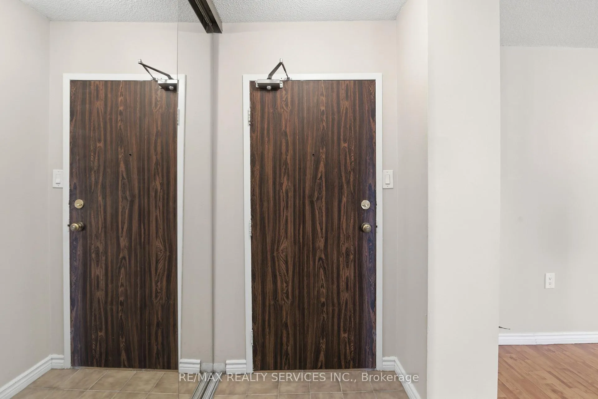 Photo 7 of Unit 304, 18 Knightsbridge Road, Brampton, Queen Street Corridor — HOMEH
