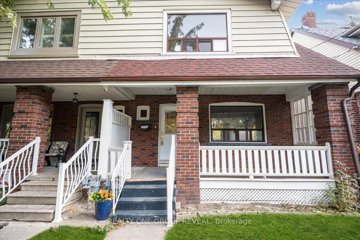 Front of Unit Upper, 89 Strathmore Boulevard