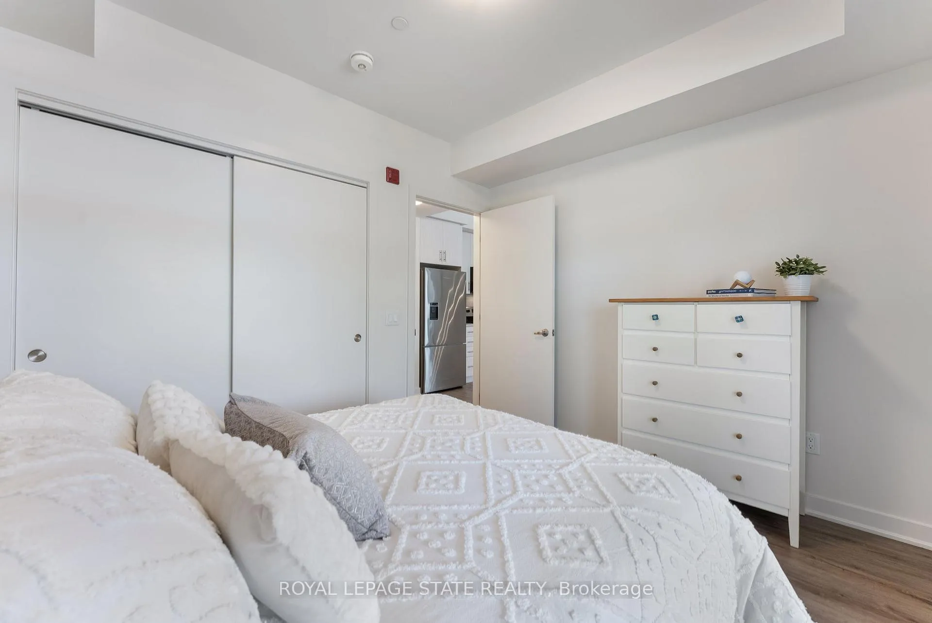 Photo 15 of Unit 202, 340 Plains Road E, Burlington, LaSalle — HOMEH