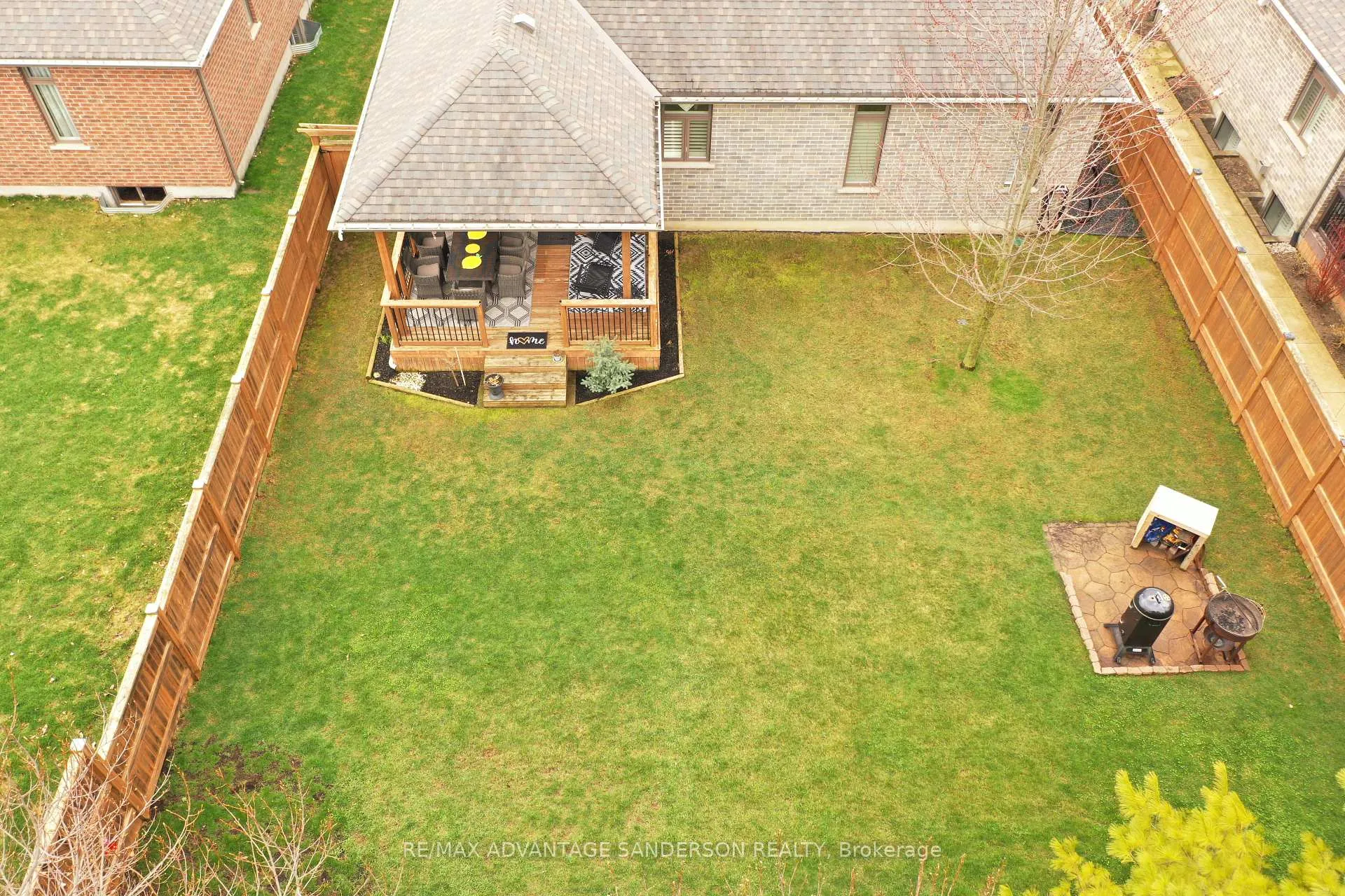 Photo 4 of 23 Mayapple Crescent, Middlesex Centre, Ilderton — HOMEH