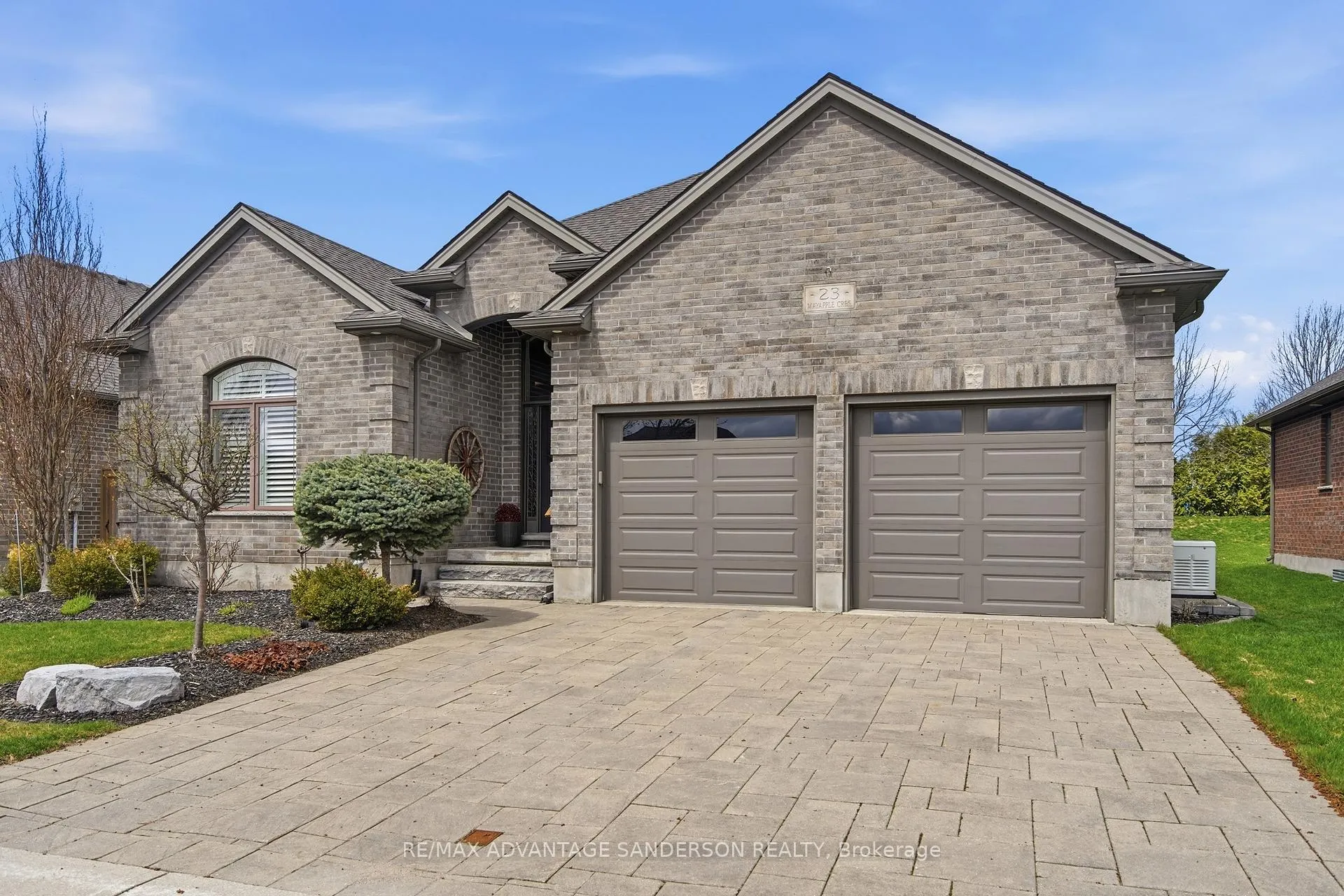 Photo 8 of 23 Mayapple Crescent, Middlesex Centre, Ilderton — HOMEH
