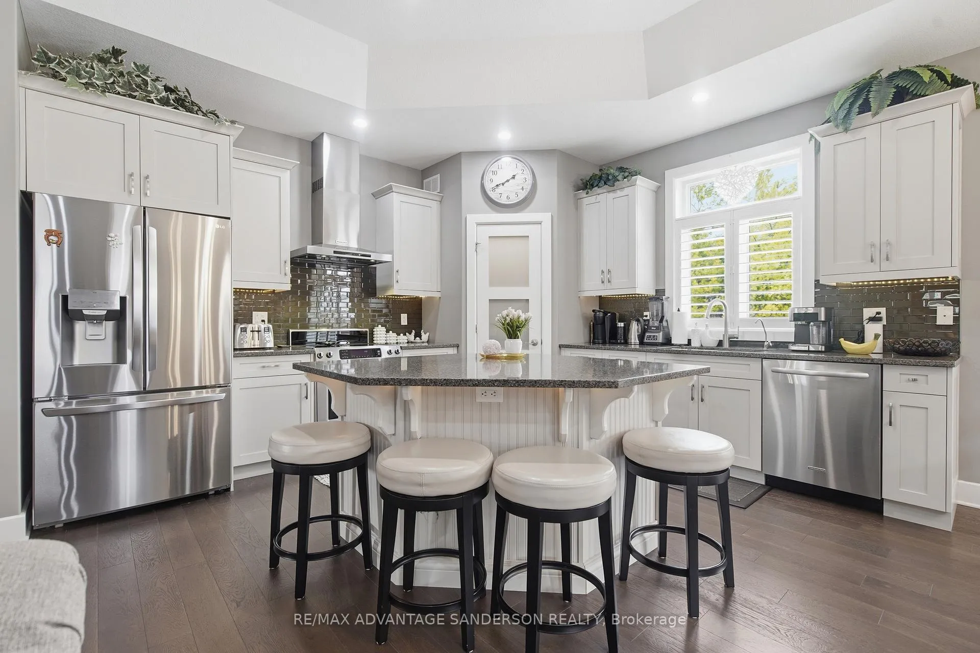 Photo 27 of 23 Mayapple Crescent, Middlesex Centre, Ilderton — HOMEH