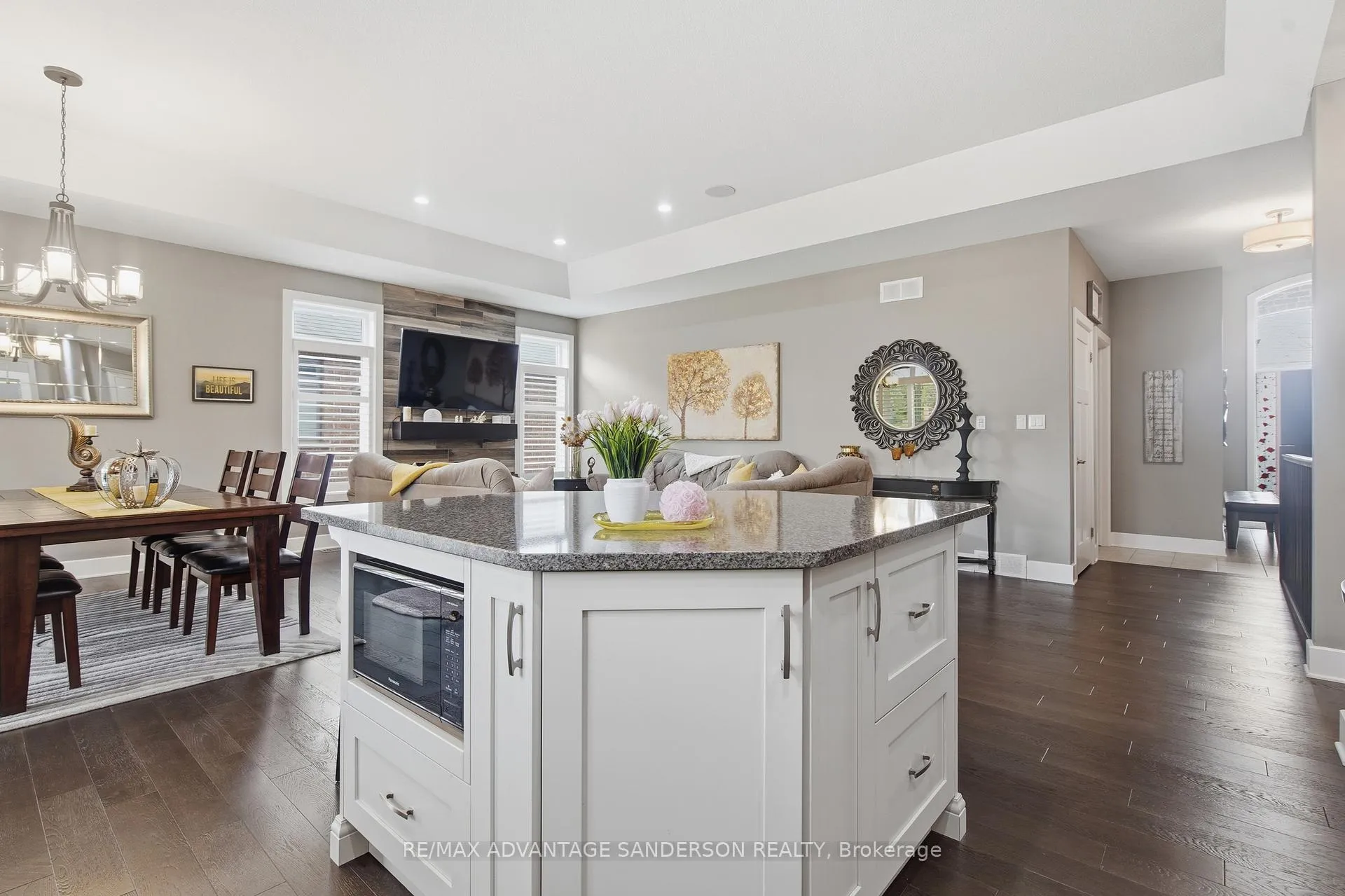 Photo 30 of 23 Mayapple Crescent, Middlesex Centre, Ilderton — HOMEH