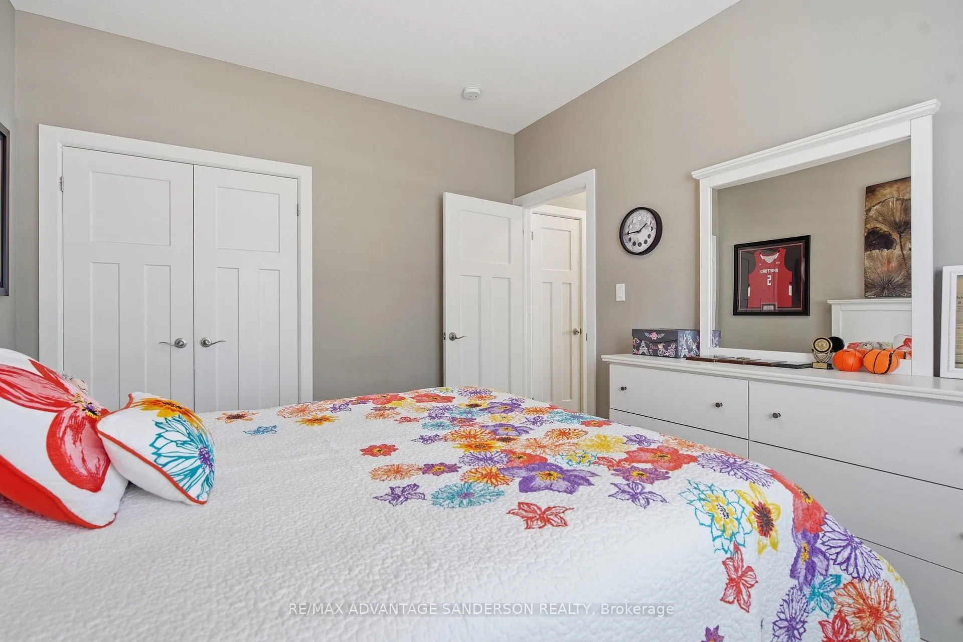 Photo 37 of 23 Mayapple Crescent, Middlesex Centre, Ilderton — HOMEH