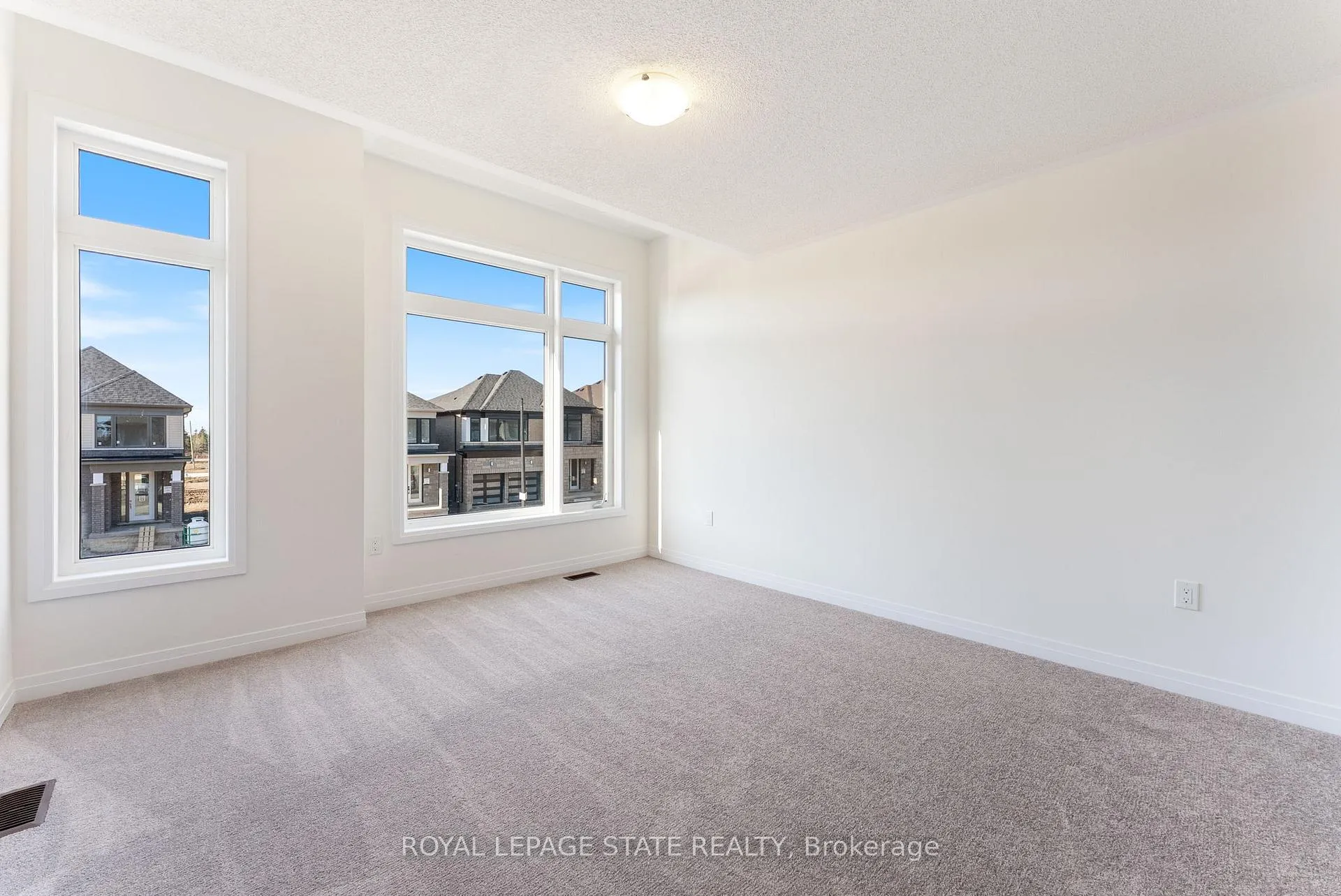 Photo 19 of 27 Blain Drive, Hamilton, Binbrook — HOMEH