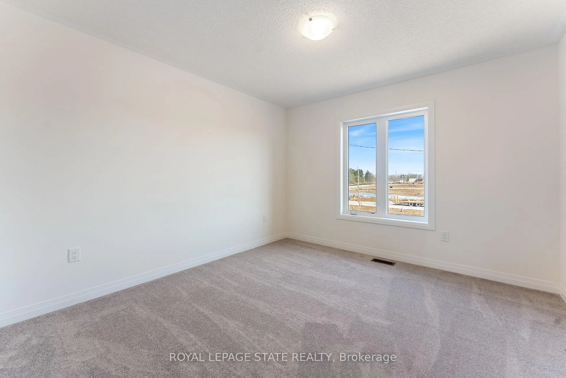 Photo 29 of 27 Blain Drive, Hamilton, Binbrook — HOMEH
