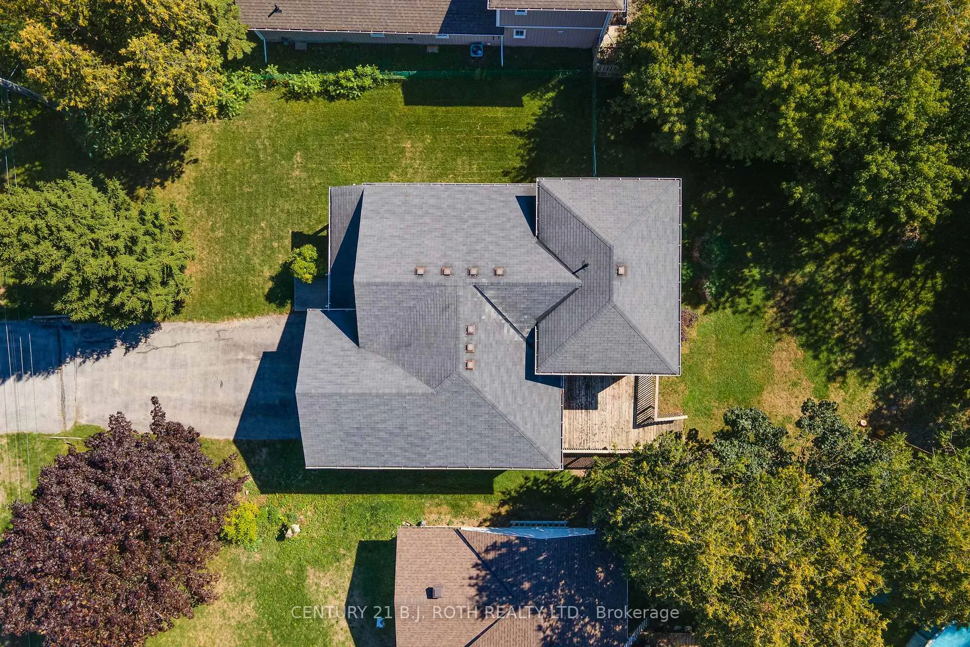 Photo 4 of 1105 Goshen Road, Innisfil, Alcona — HOMEH