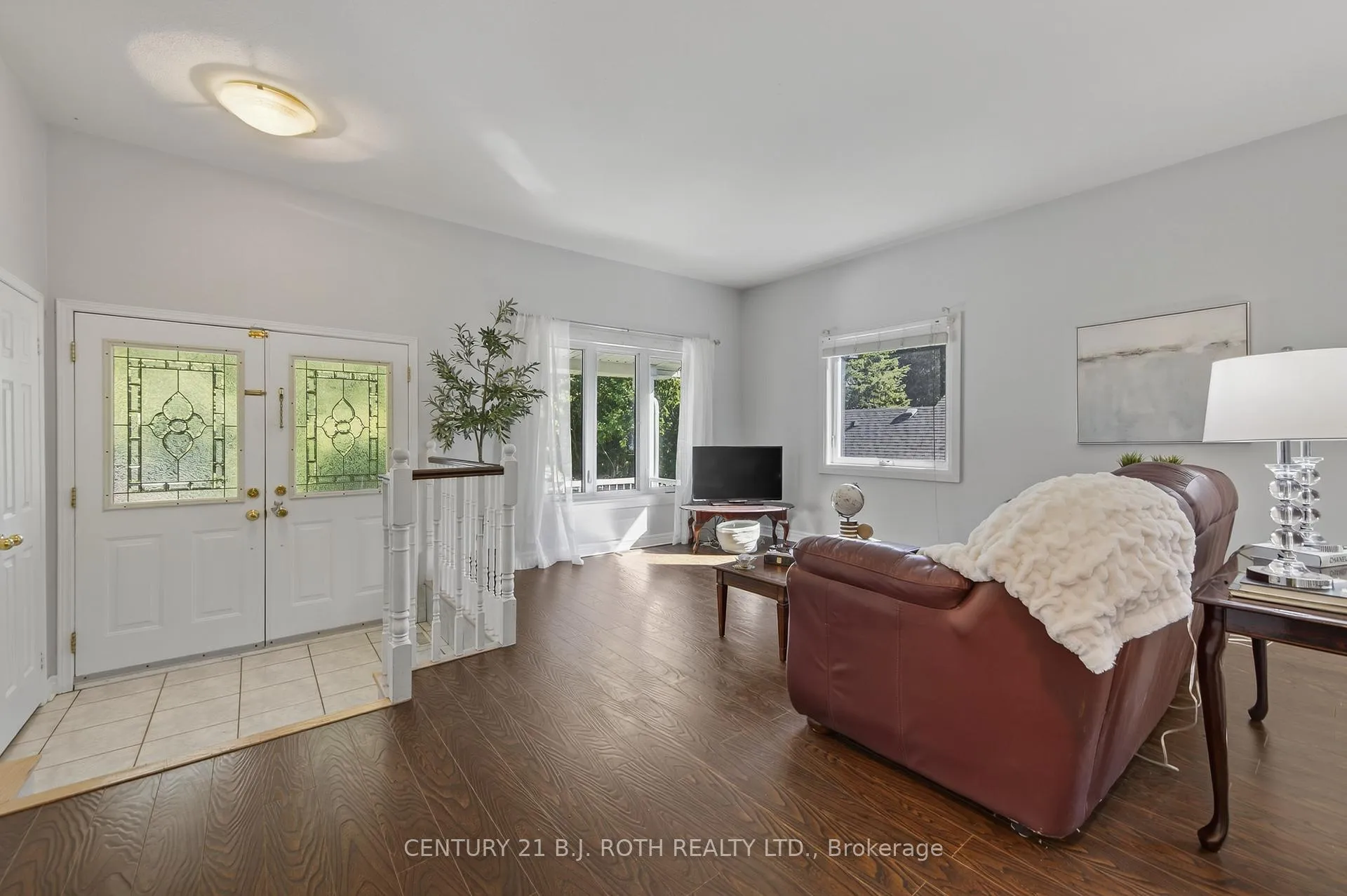 Photo 8 of 1105 Goshen Road, Innisfil, Alcona — HOMEH
