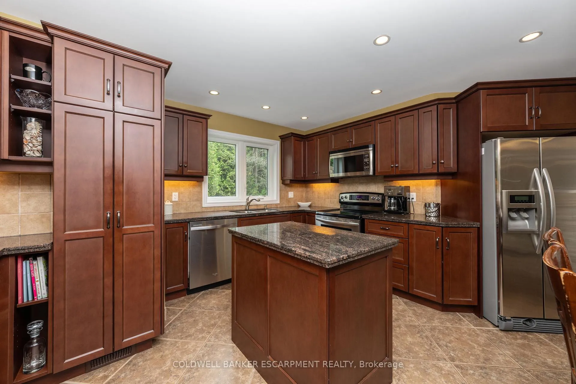 Photo 11 of 13601 Guelph Line, Milton, Rural Milton West — HOMEH