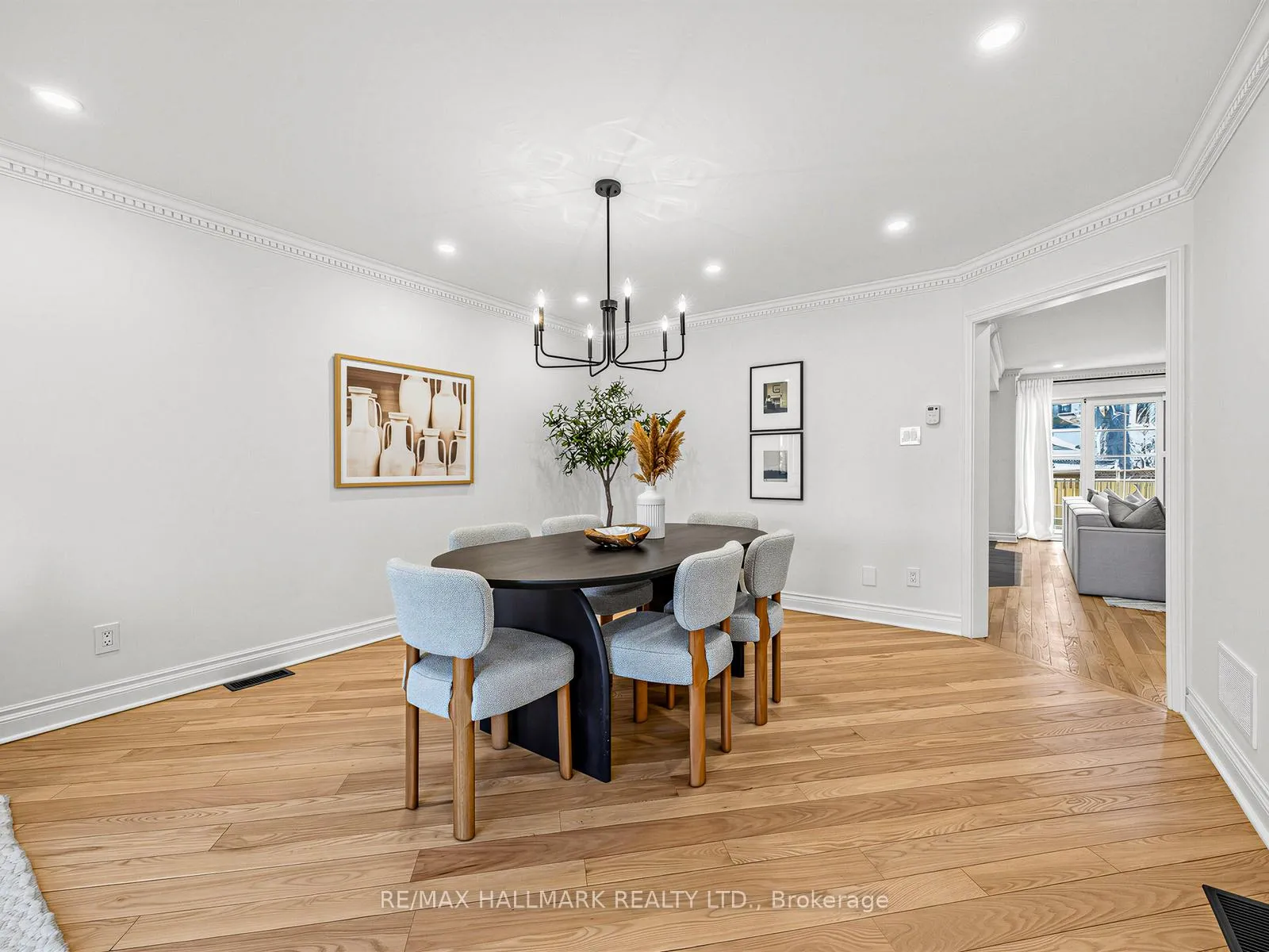 Photo 6 of 276 Floyd Avenue, Toronto, Danforth Village-East York — HOMEH