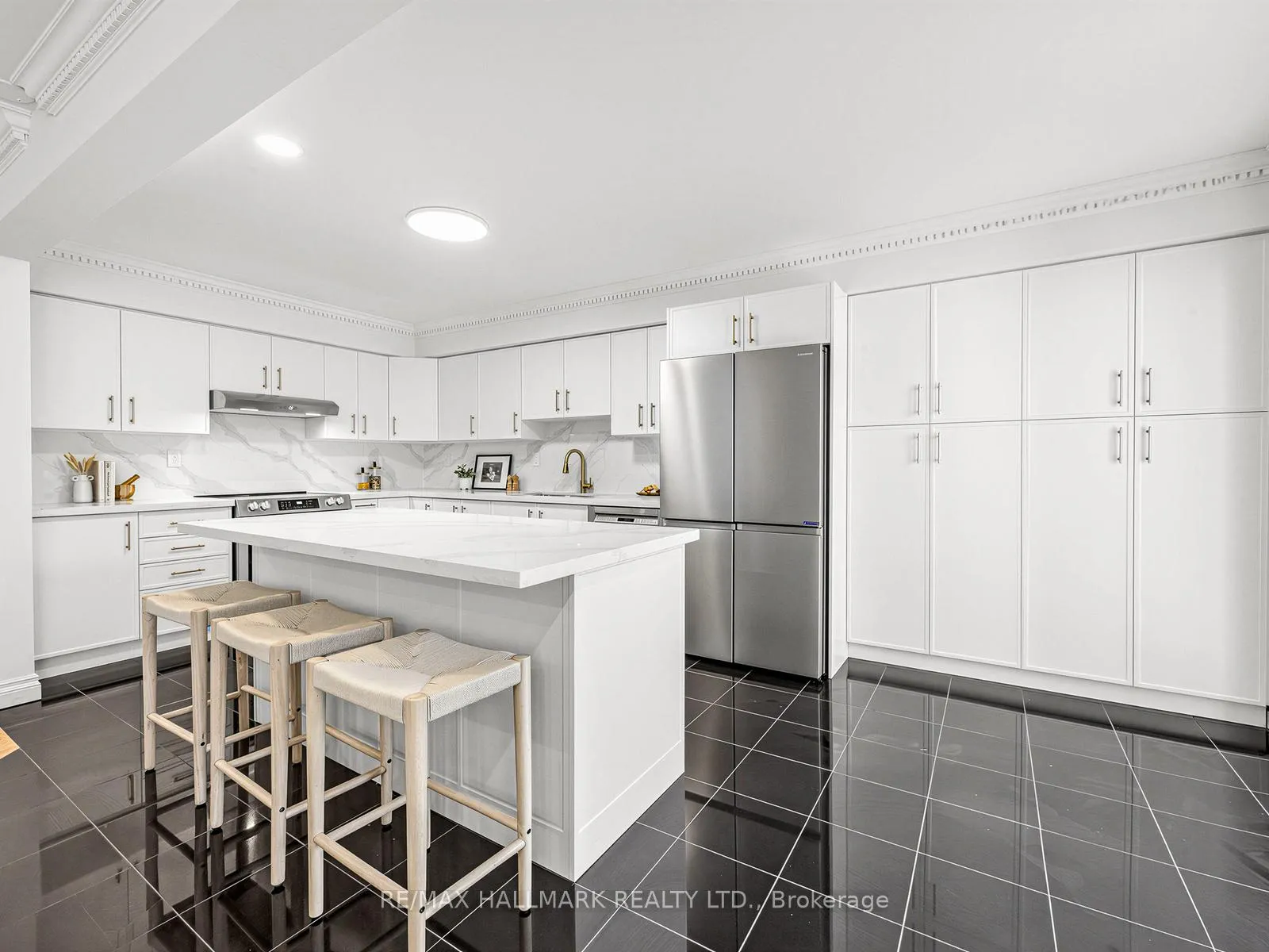 Photo 8 of 276 Floyd Avenue, Toronto, Danforth Village-East York — HOMEH