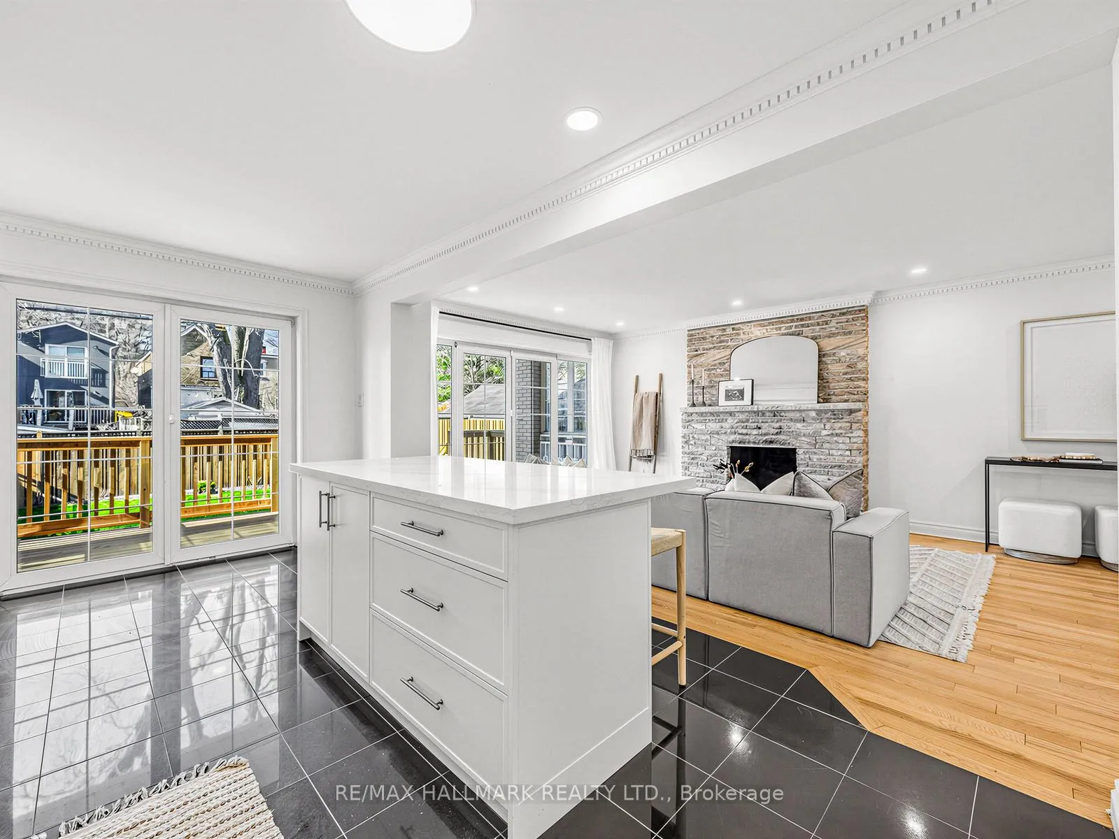 Photo 10 of 276 Floyd Avenue, Toronto, Danforth Village-East York — HOMEH