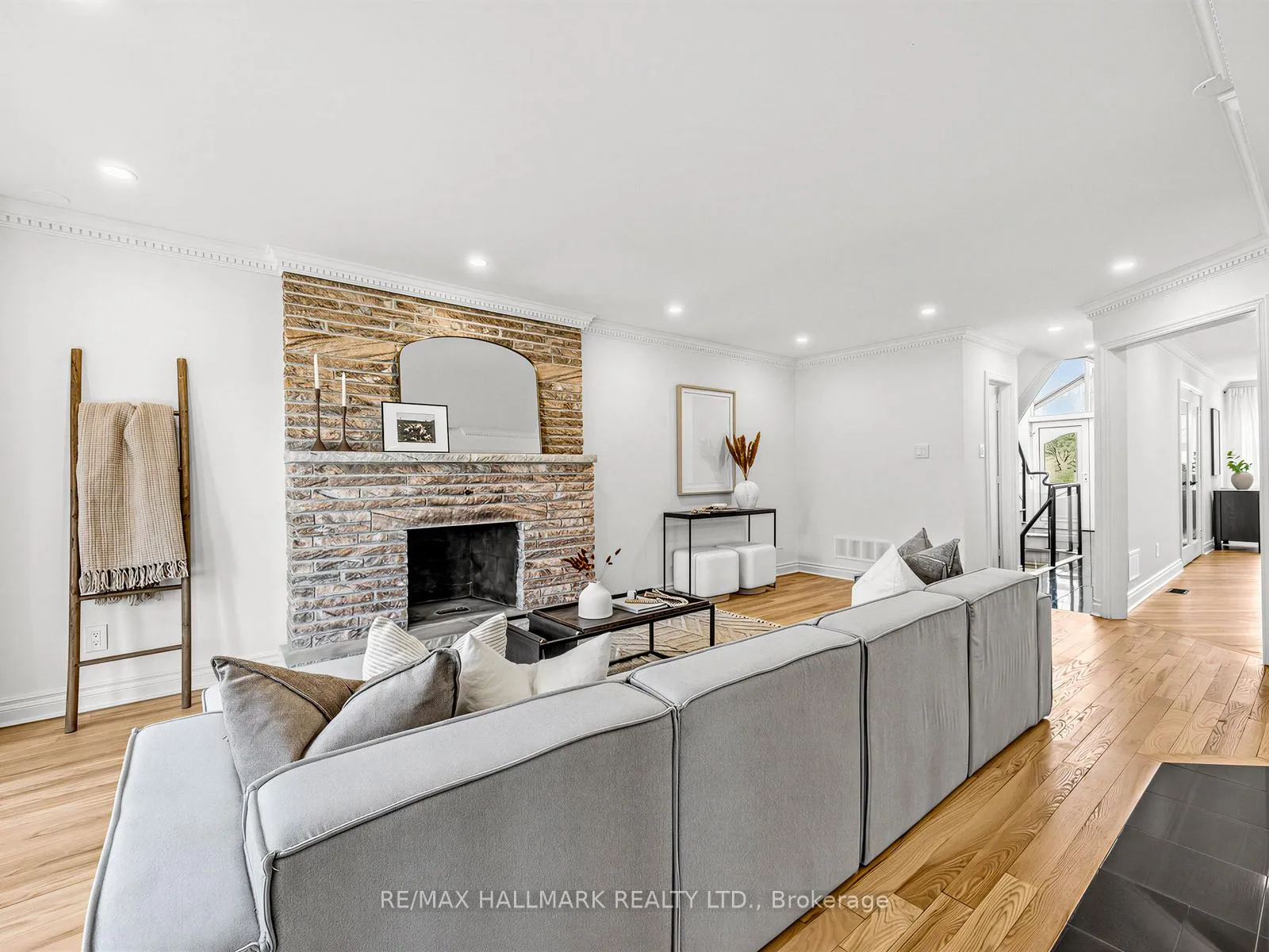 Photo 13 of 276 Floyd Avenue, Toronto, Danforth Village-East York — HOMEH