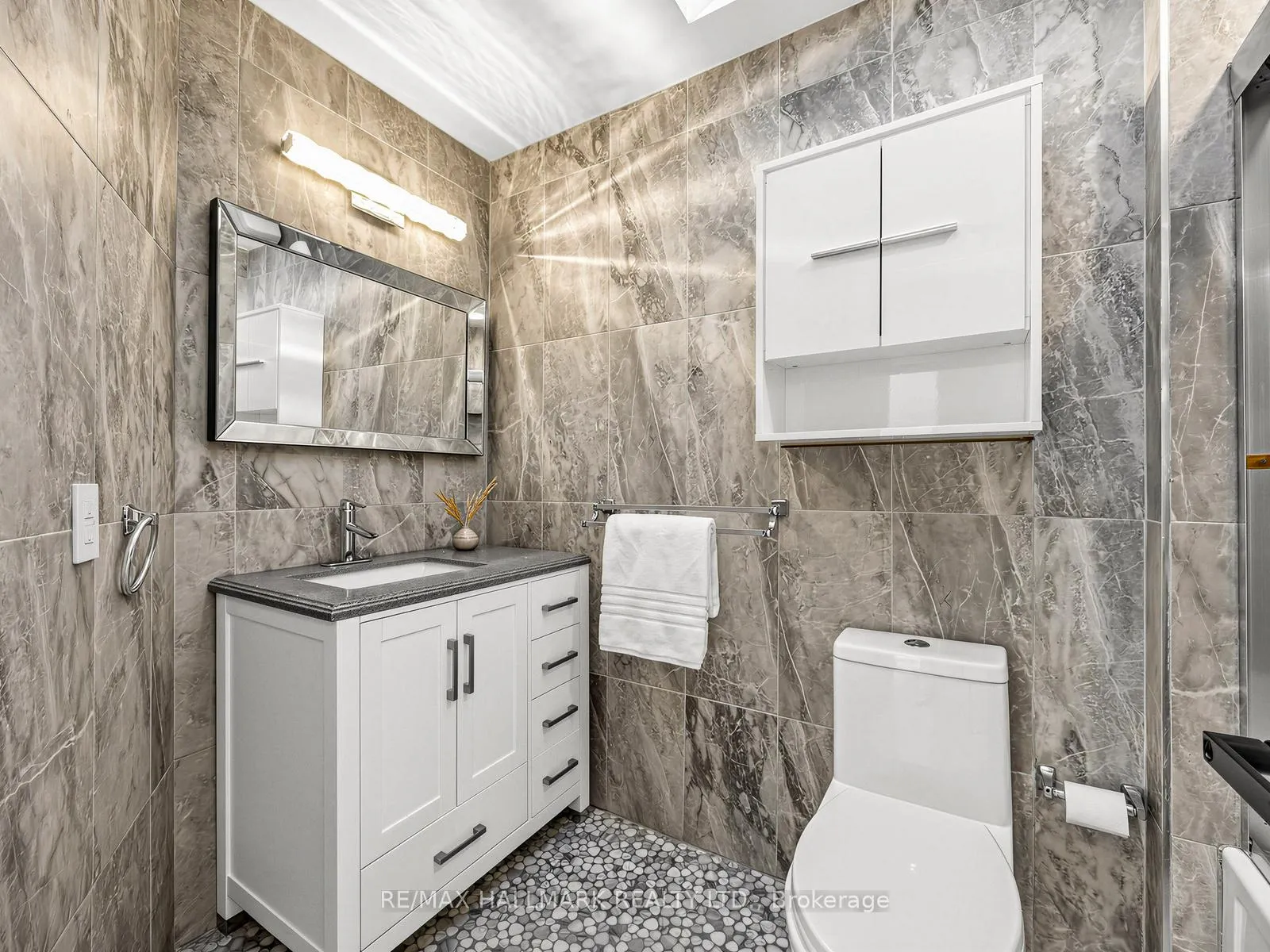 Photo 22 of 276 Floyd Avenue, Toronto, Danforth Village-East York — HOMEH