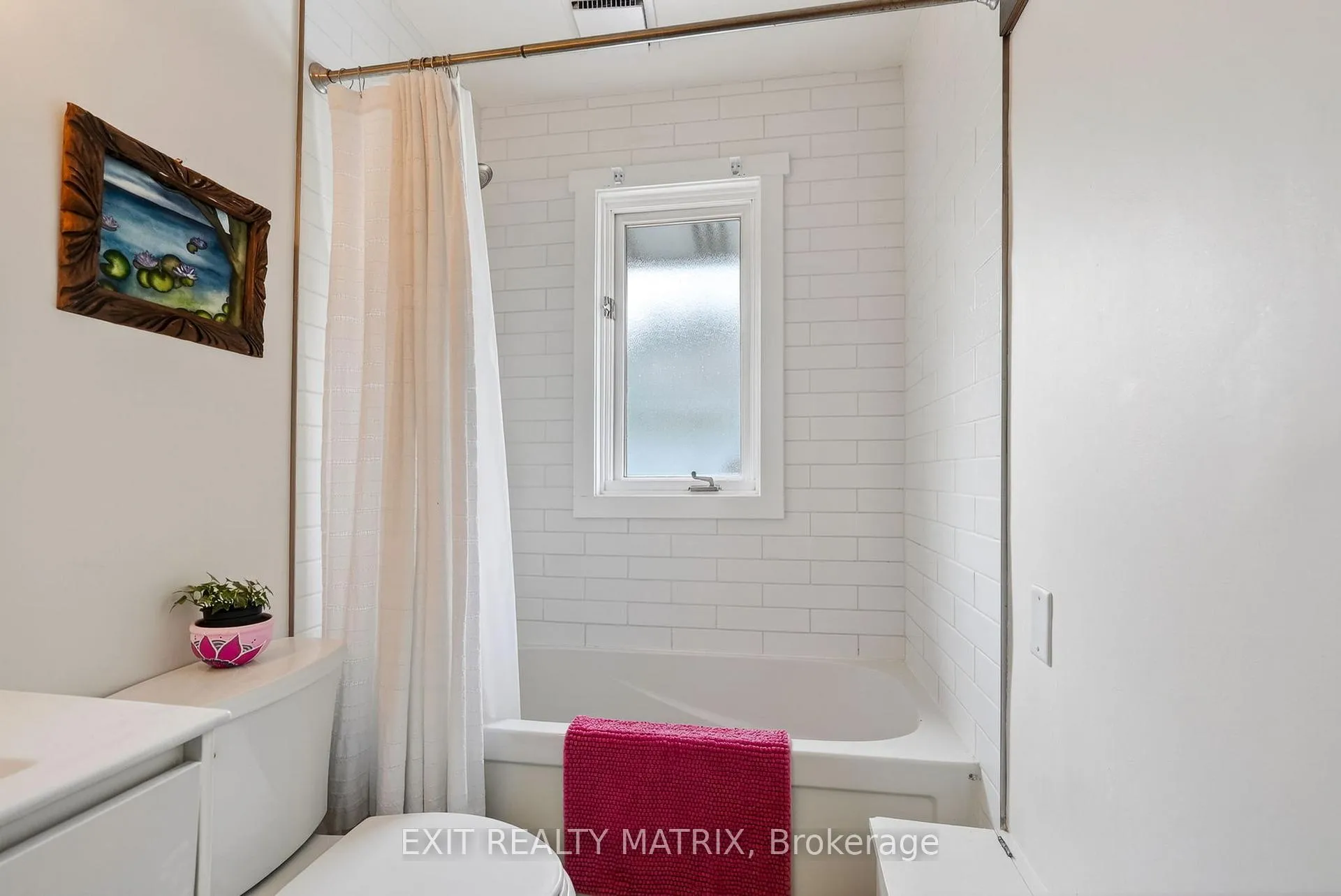 Photo 16 of 300 St. Jacques Street, Ottawa, Vanier — HOMEH