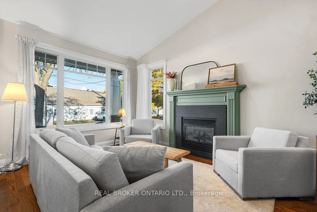 Photo 8 of 137 Elizabeth Street, Carleton Place — HOMEH