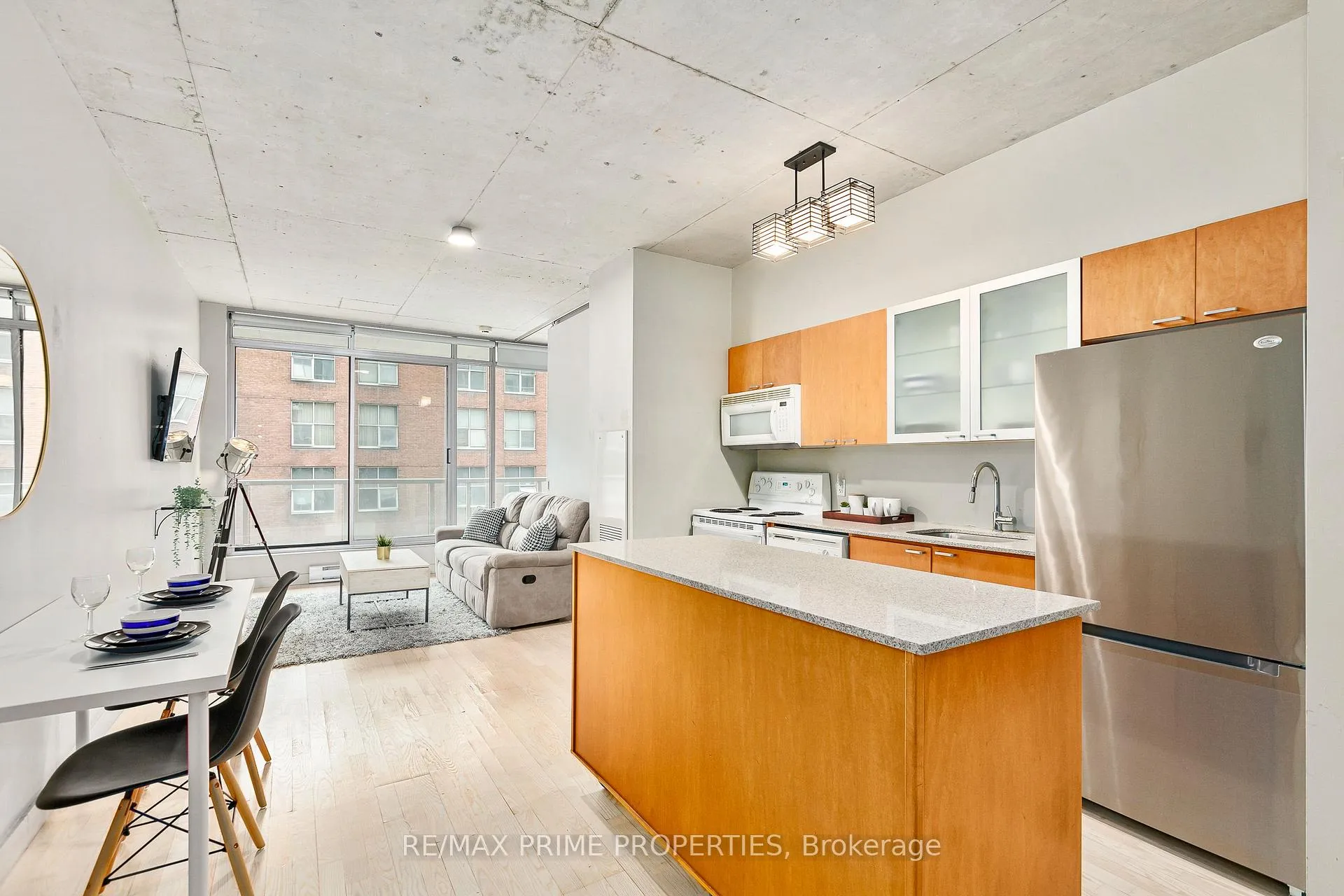 Photo 4 of Unit 312, 383 Cumberland Street, Ottawa, Lower Town/Byward Market — HOMEH