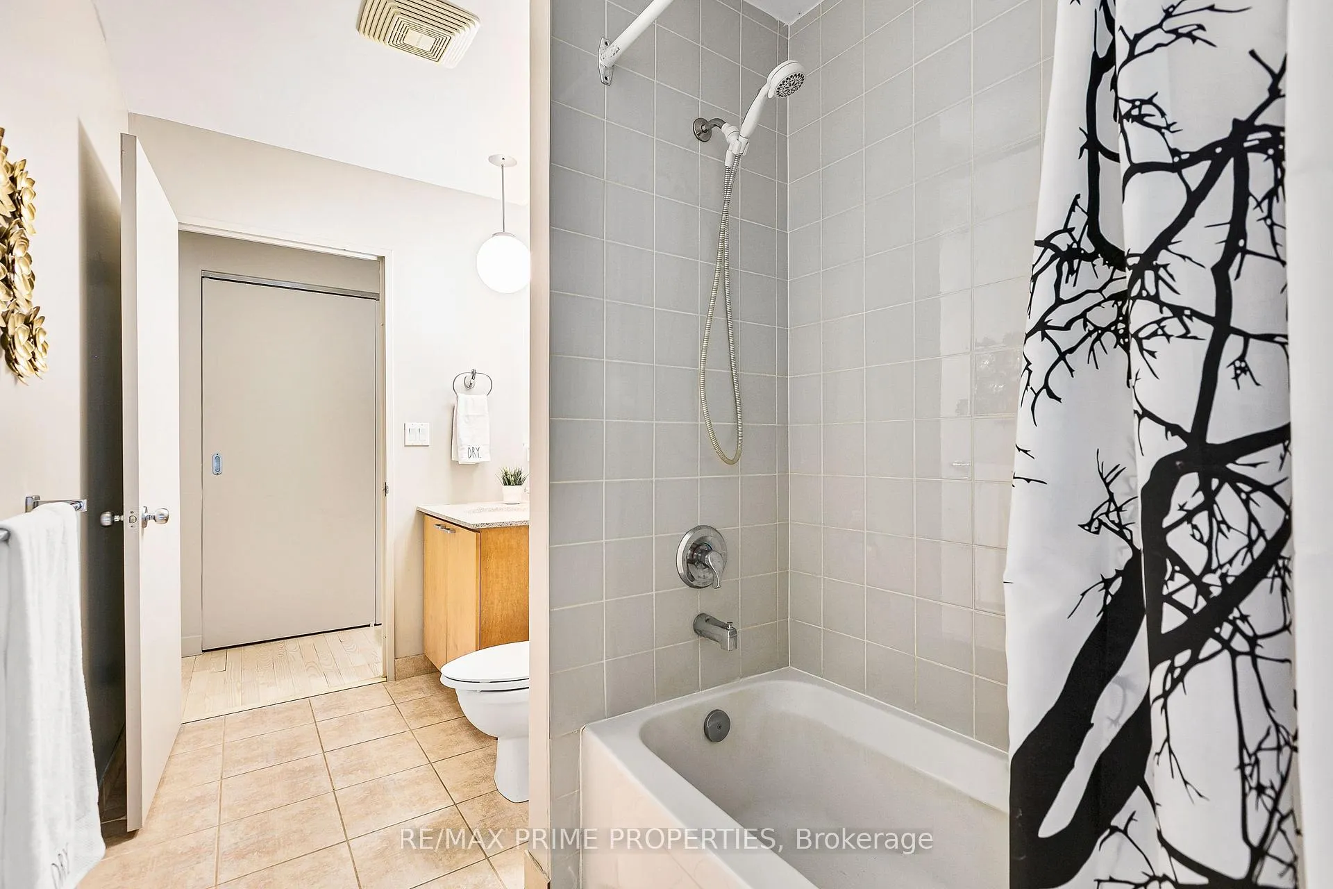 Photo 19 of Unit 312, 383 Cumberland Street, Ottawa, Lower Town/Byward Market — HOMEH