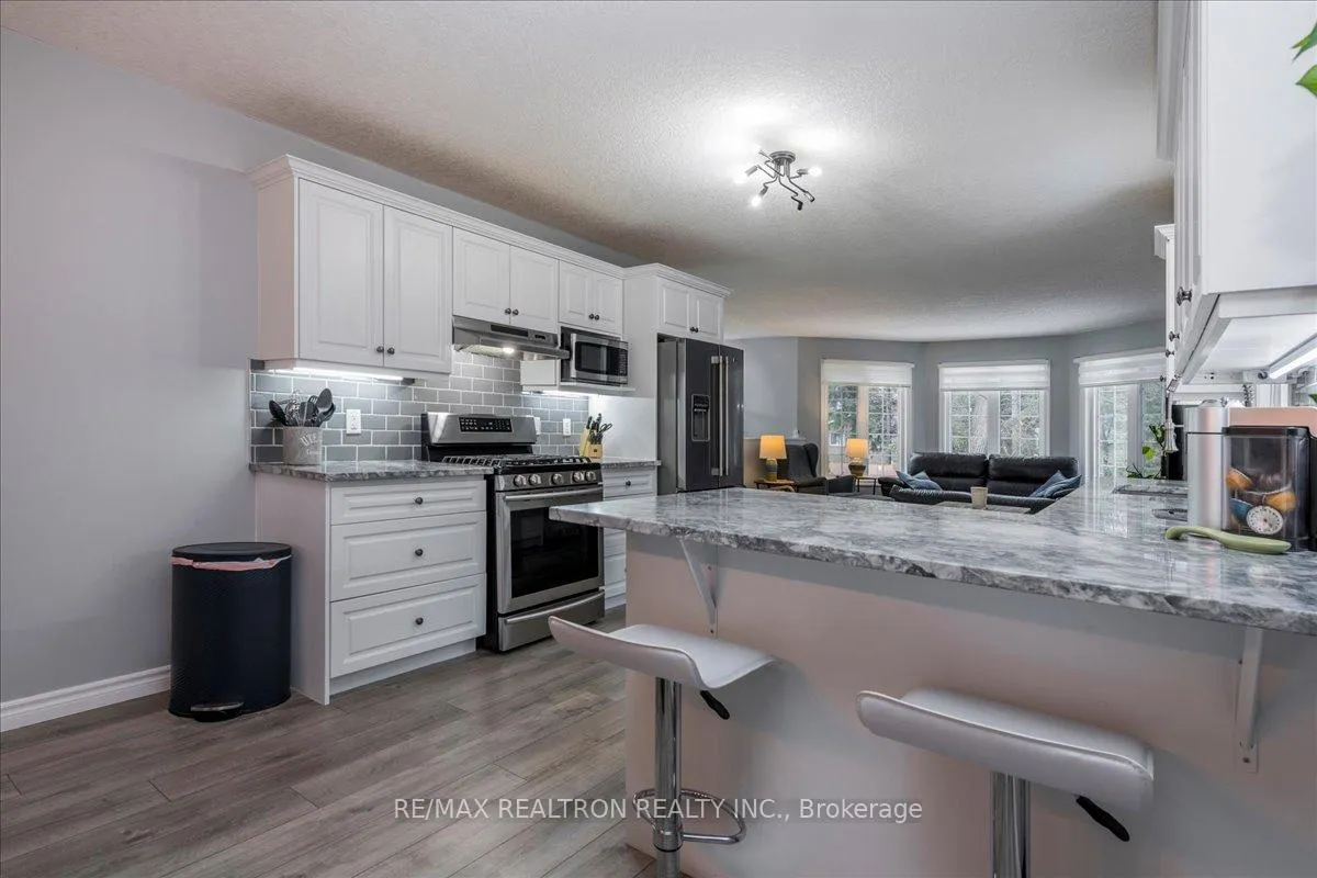 Photo 6 of 310 Golf Course Road, Wasaga Beach — HOMEH