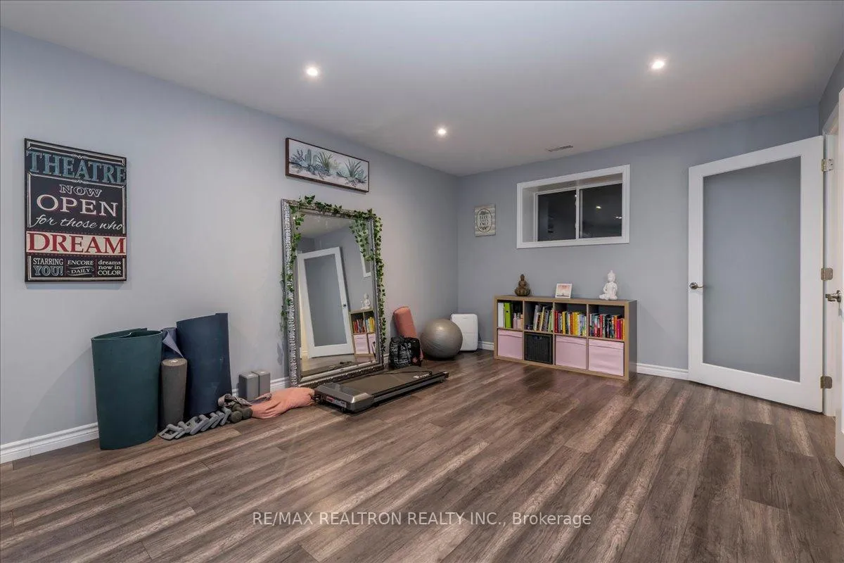 Photo 18 of 310 Golf Course Road, Wasaga Beach — HOMEH