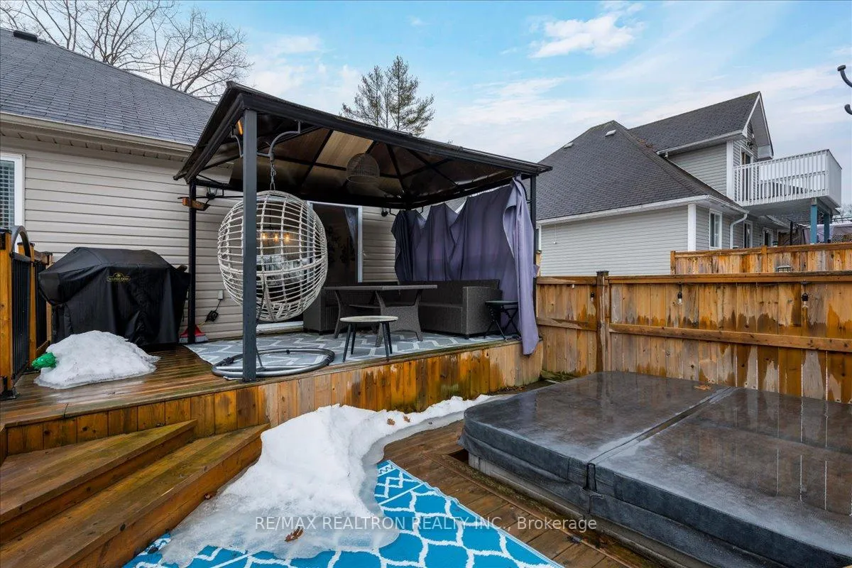 Photo 27 of 310 Golf Course Road, Wasaga Beach — HOMEH