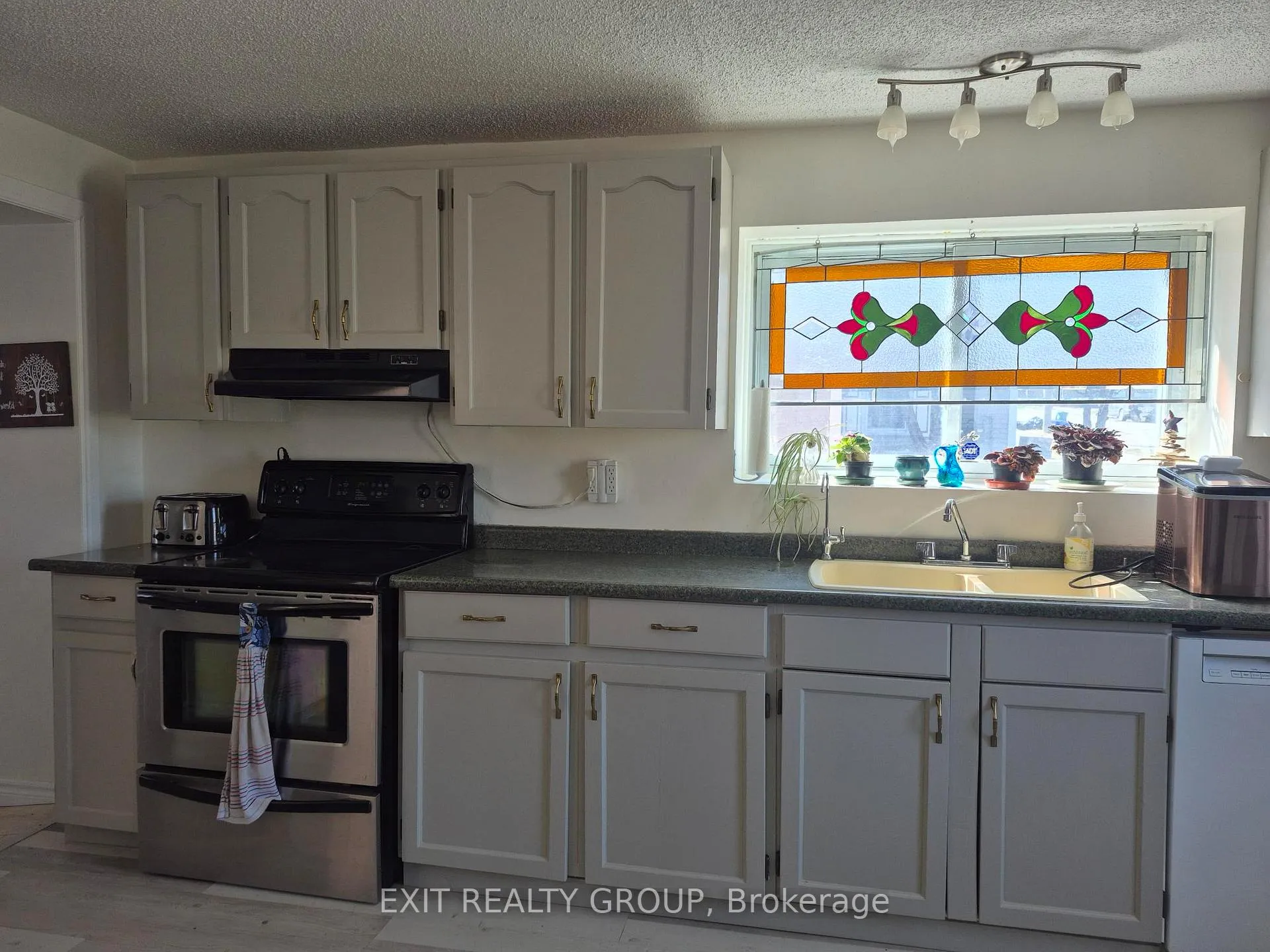 Photo 18 of 120 Lorne Avenue, Quinte West, Trenton Ward — HOMEH