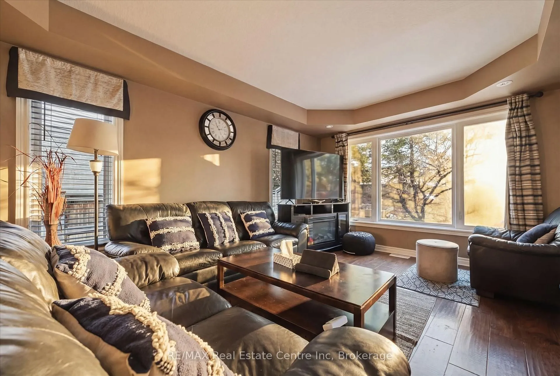 Photo 12 of 71 Laughland Lane, Guelph, Pineridge/Westminster Woods — HOMEH