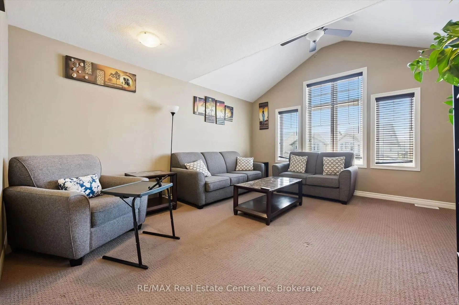 Photo 27 of 71 Laughland Lane, Guelph, Pineridge/Westminster Woods — HOMEH