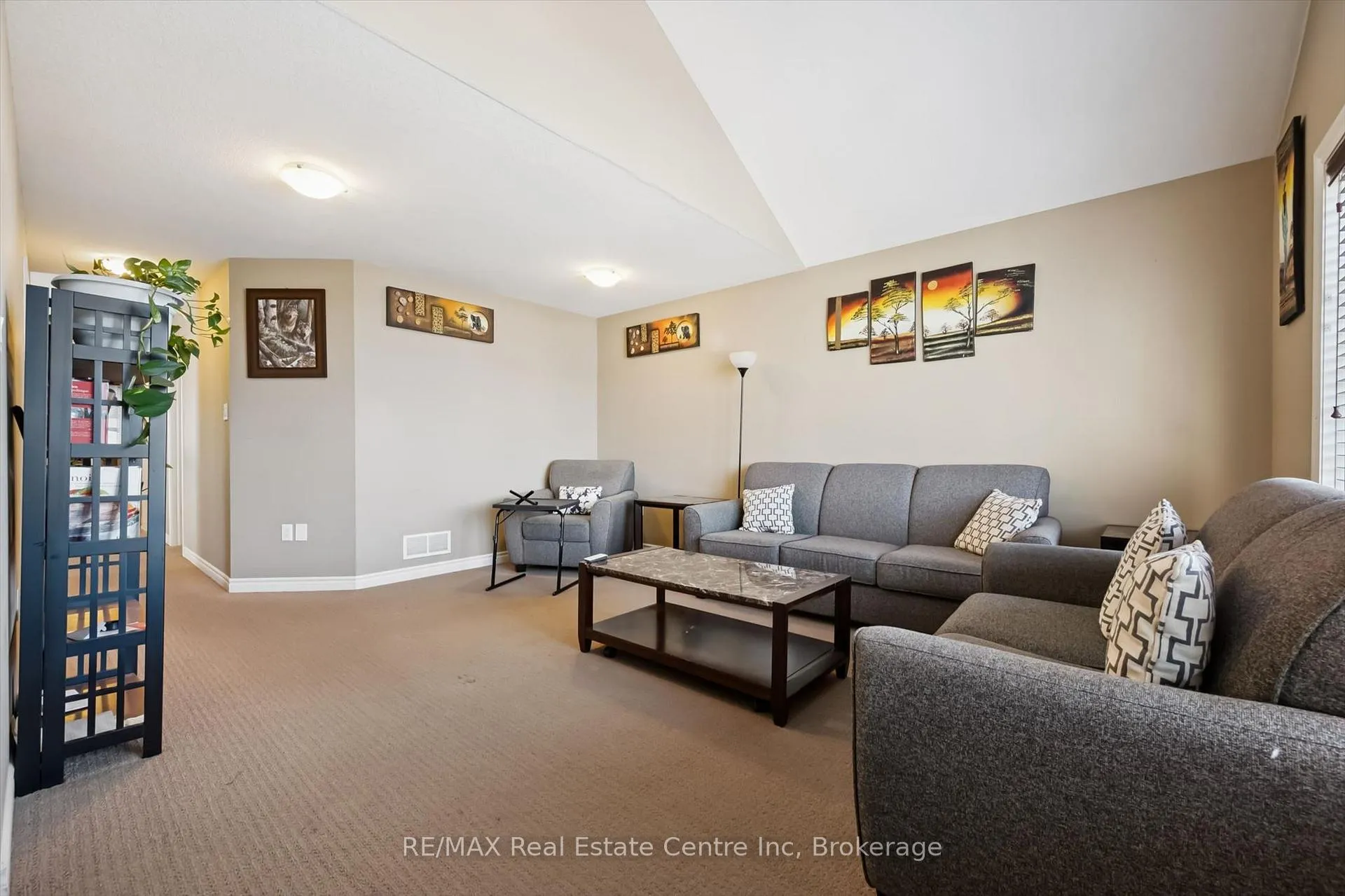 Photo 30 of 71 Laughland Lane, Guelph, Pineridge/Westminster Woods — HOMEH