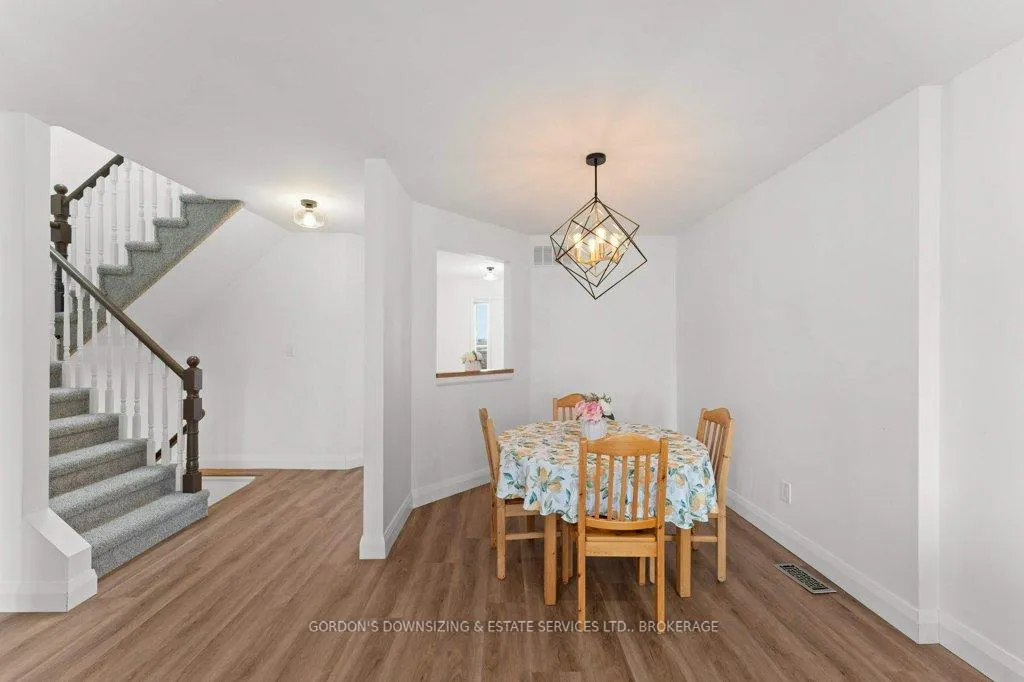 Photo 7 of Unit 24, 1098 King Street W, Kingston, Central City West — HOMEH