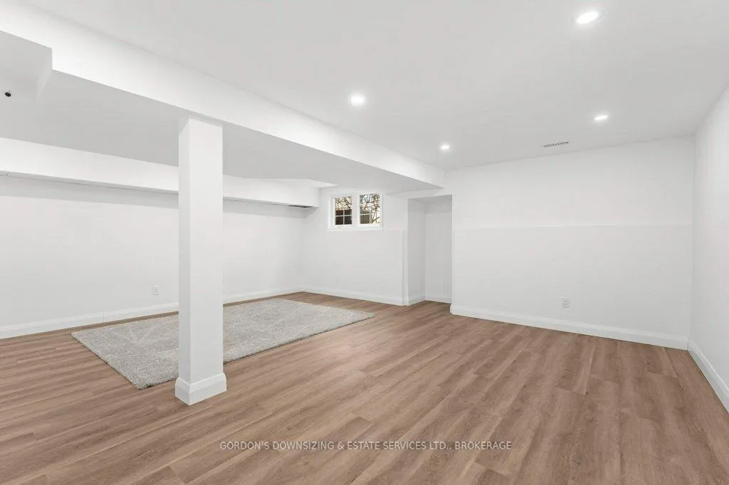 Photo 33 of Unit 24, 1098 King Street W, Kingston, Central City West — HOMEH