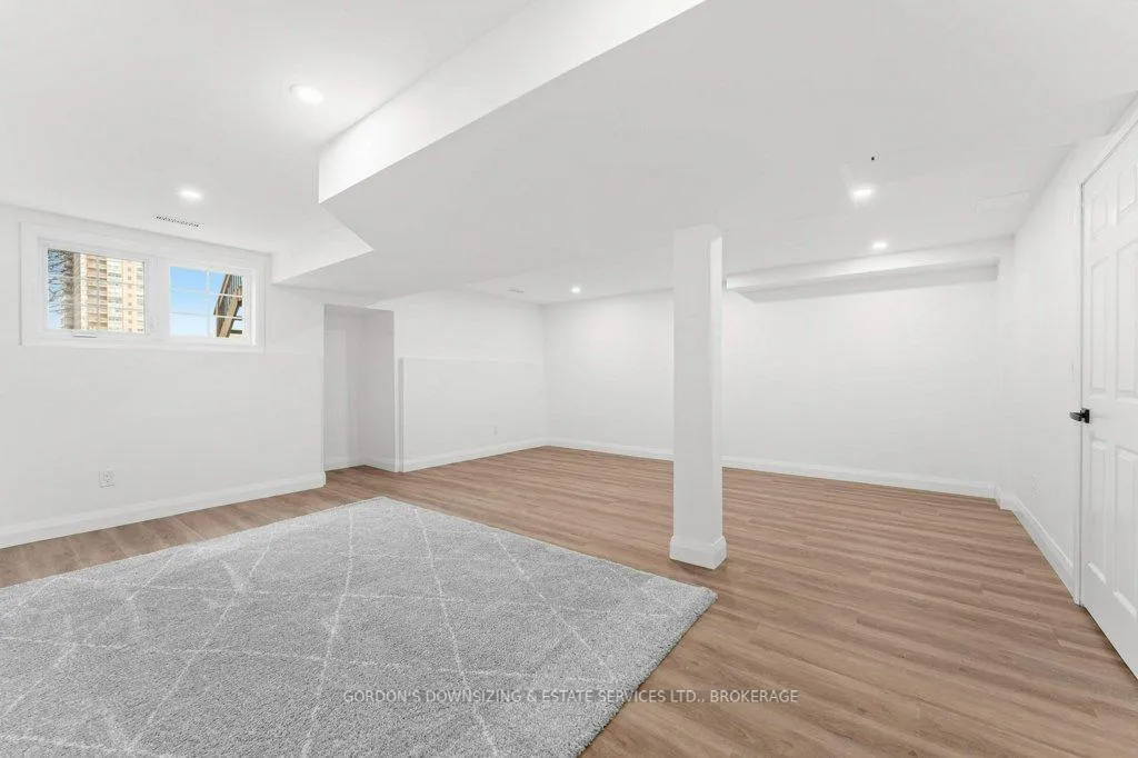 Photo 35 of Unit 24, 1098 King Street W, Kingston, Central City West — HOMEH