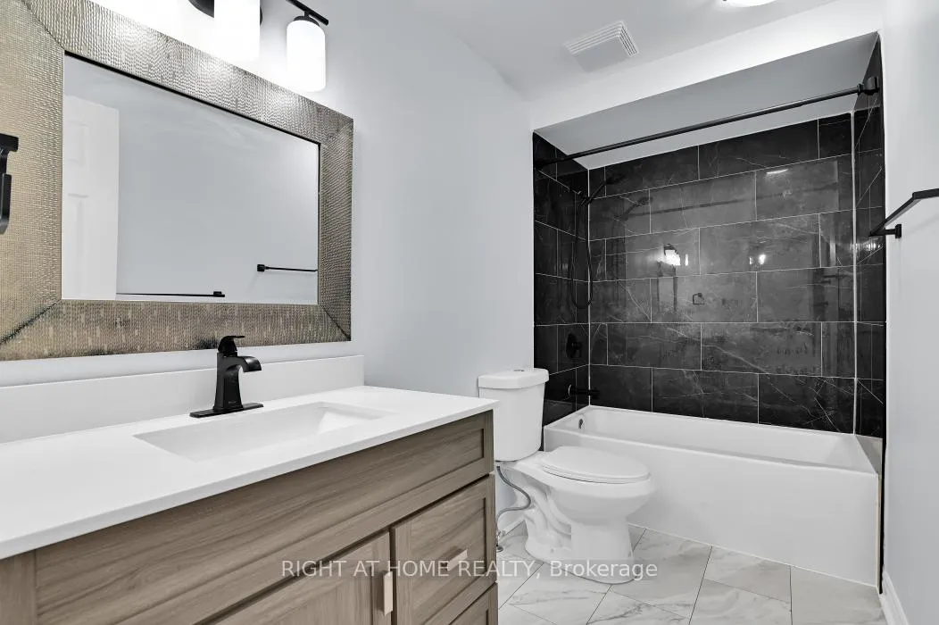 Photo 19 of Unit E, 1700 Lamoureux Drive E, Ottawa, Queenswood Heights South — HOMEH