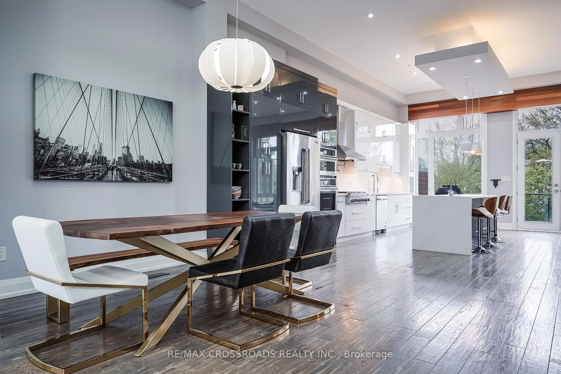 Photo 7 of 1A Roblin Avenue, Toronto, East York — HOMEH