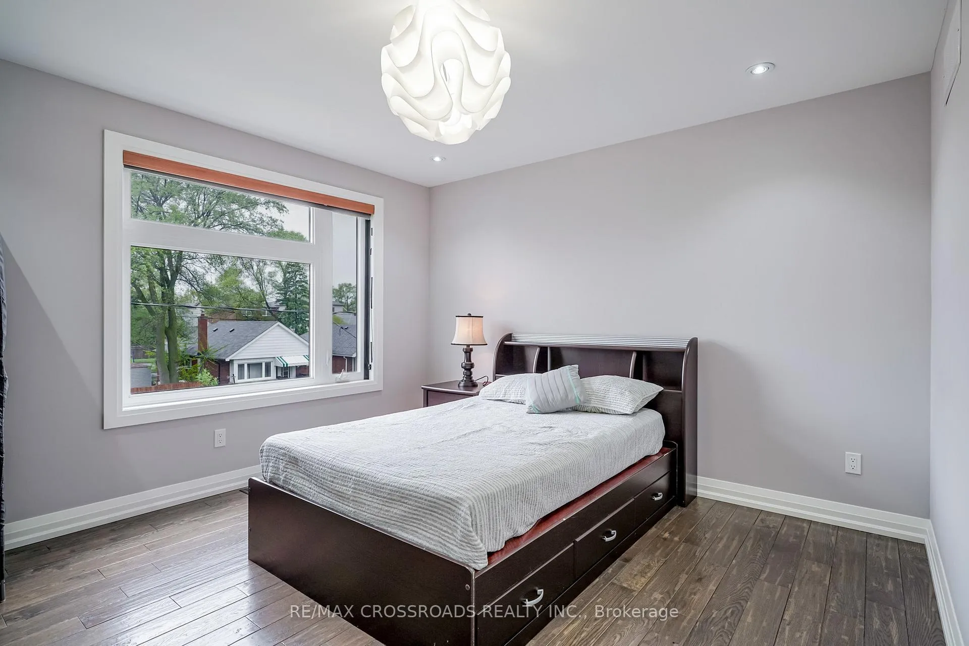 Photo 33 of 1A Roblin Avenue, Toronto, East York — HOMEH