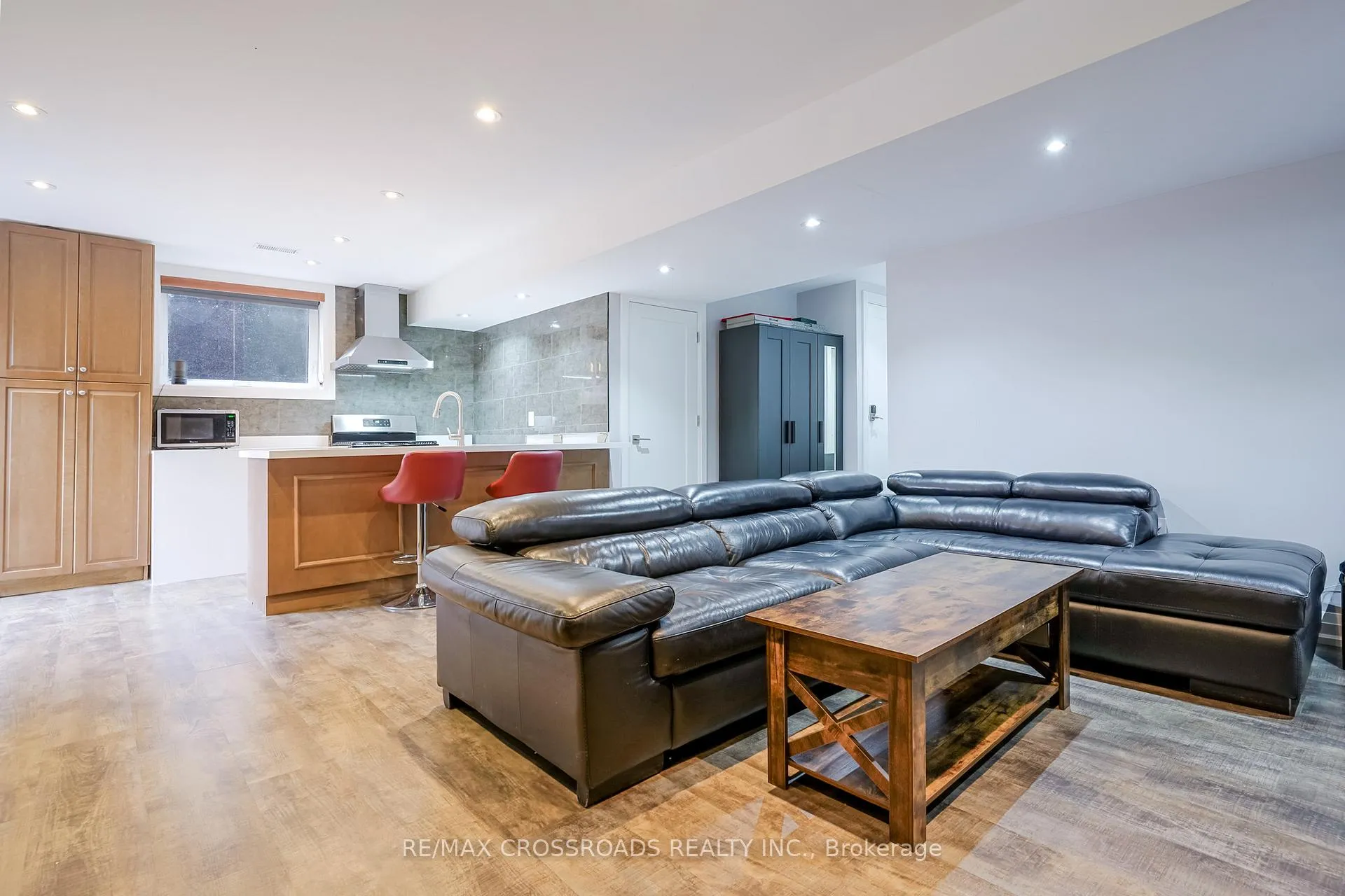 Photo 38 of 1A Roblin Avenue, Toronto, East York — HOMEH