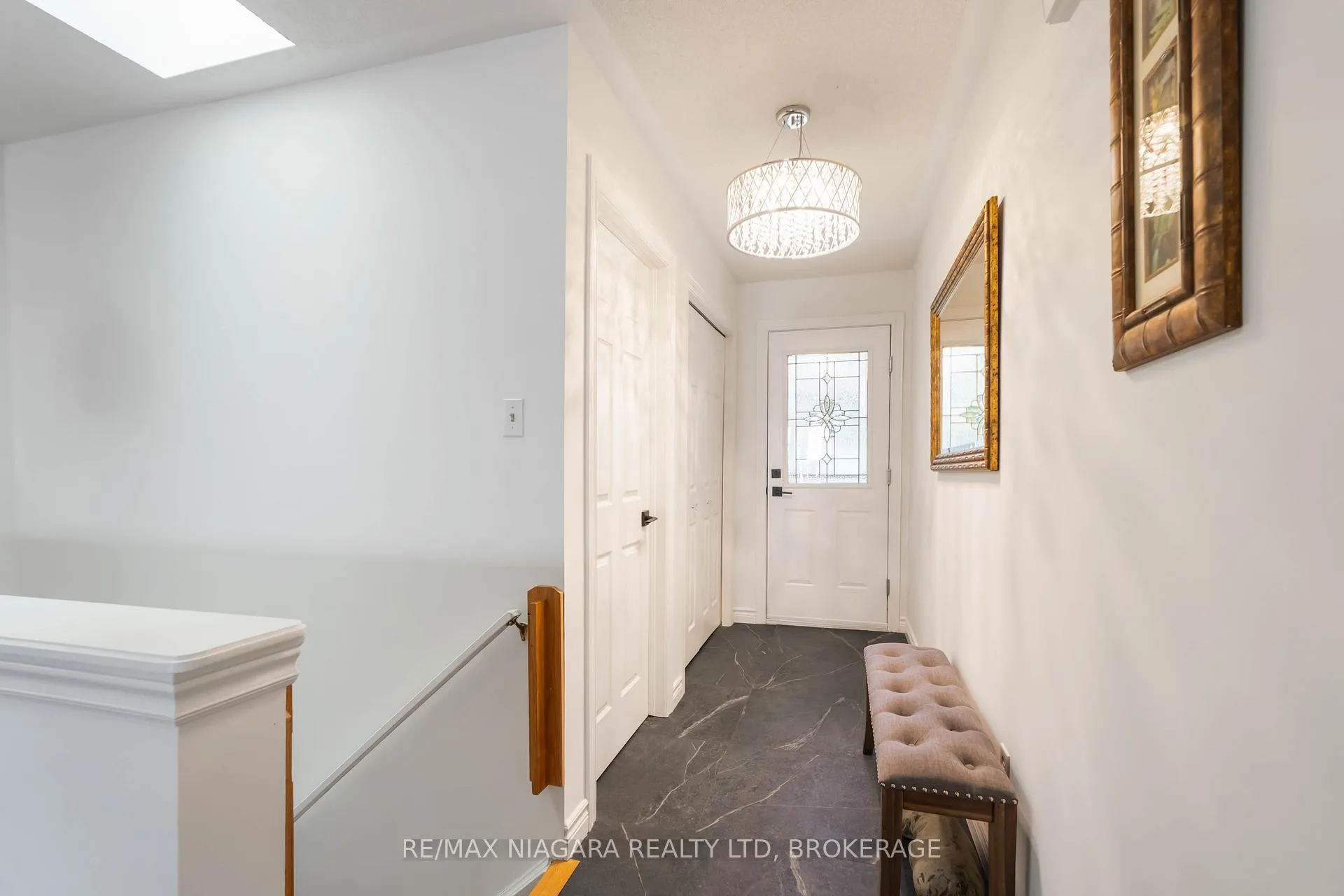Photo 3 of Unit 14, 165 Main Street E, Grimsby, Grimsby East — HOMEH