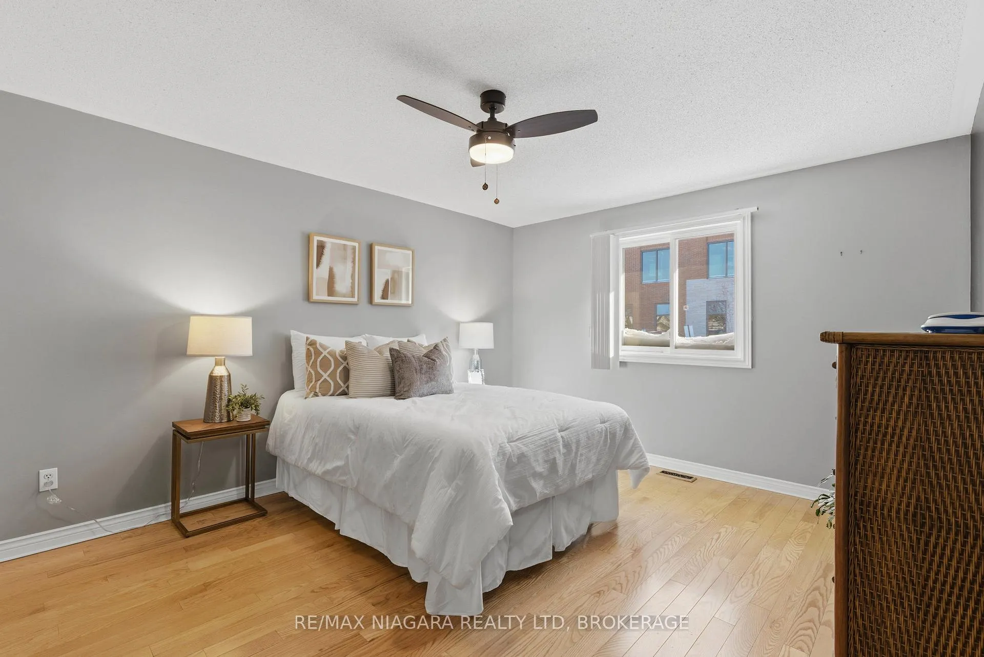 Photo 16 of Unit 14, 165 Main Street E, Grimsby, Grimsby East — HOMEH