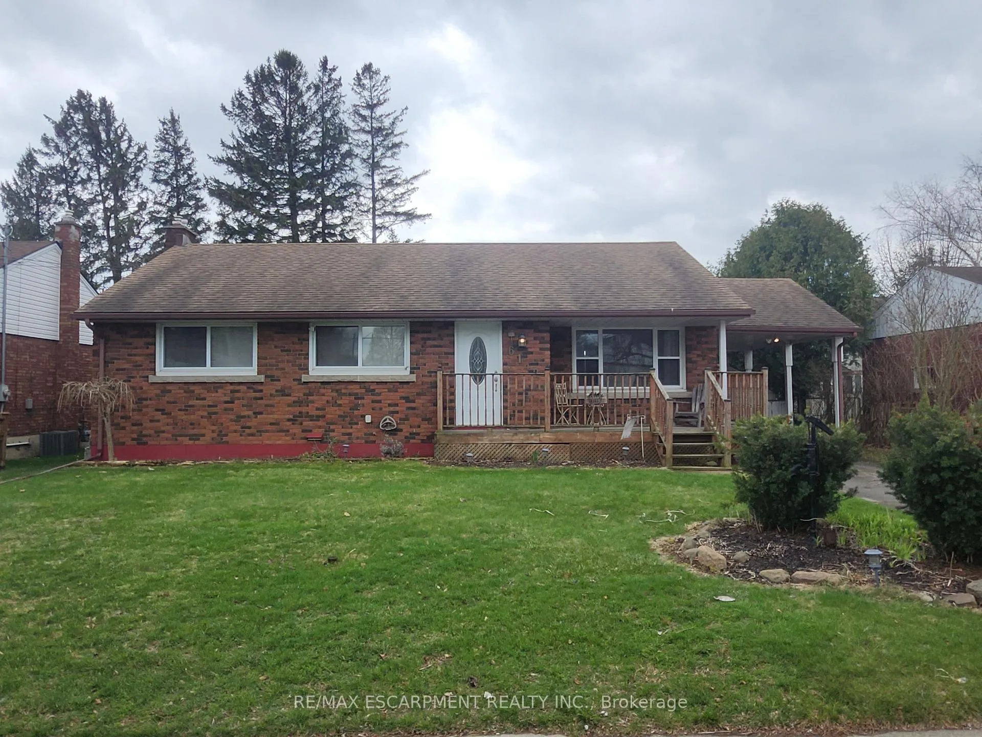 Front of 6142 Scott Street