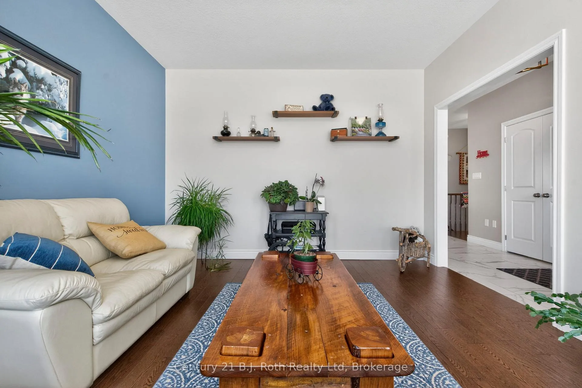 Photo 9 of 9 Charlie Rawson Boulevard, Barrie, 400 East — HOMEH