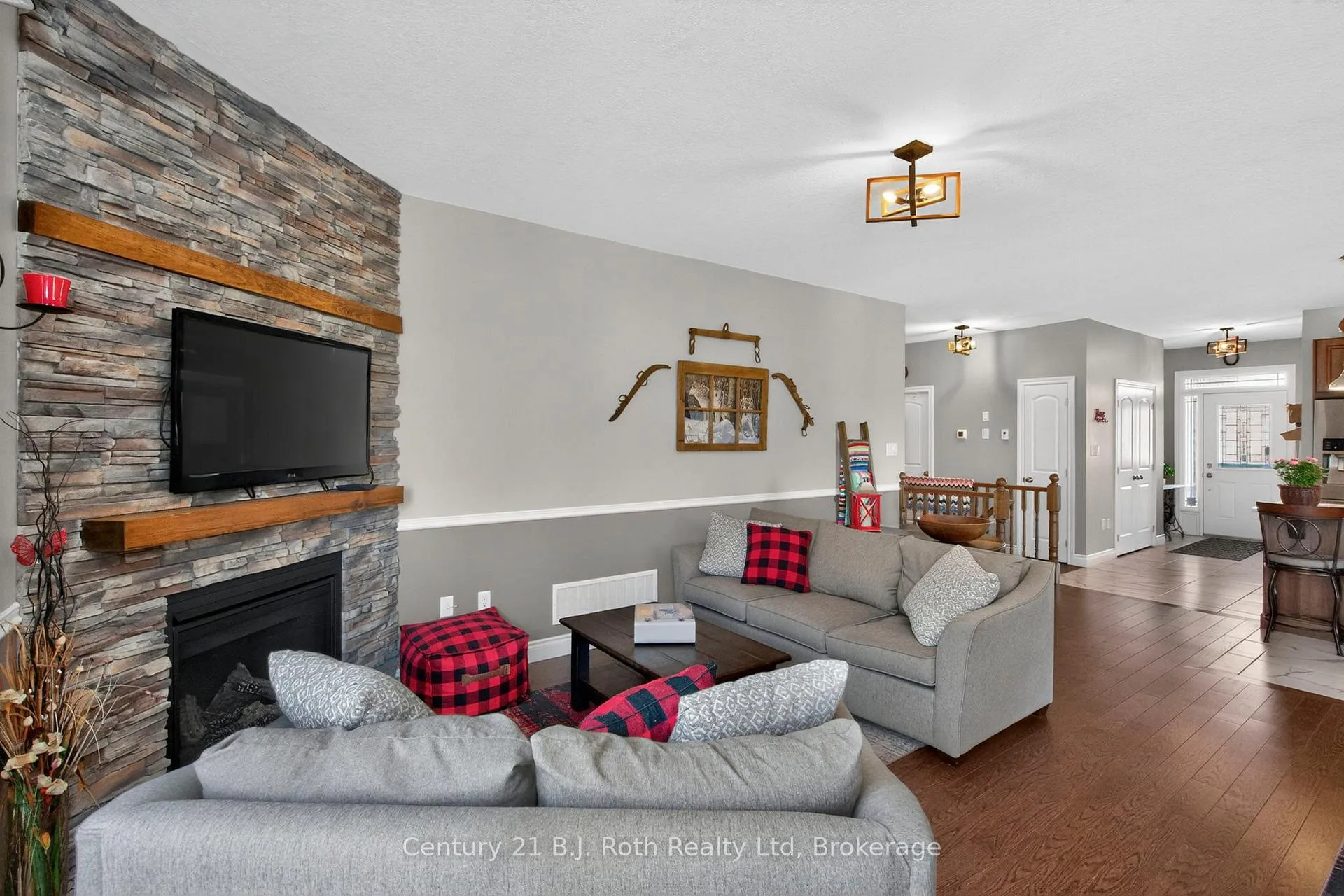 Photo 19 of 9 Charlie Rawson Boulevard, Barrie, 400 East — HOMEH