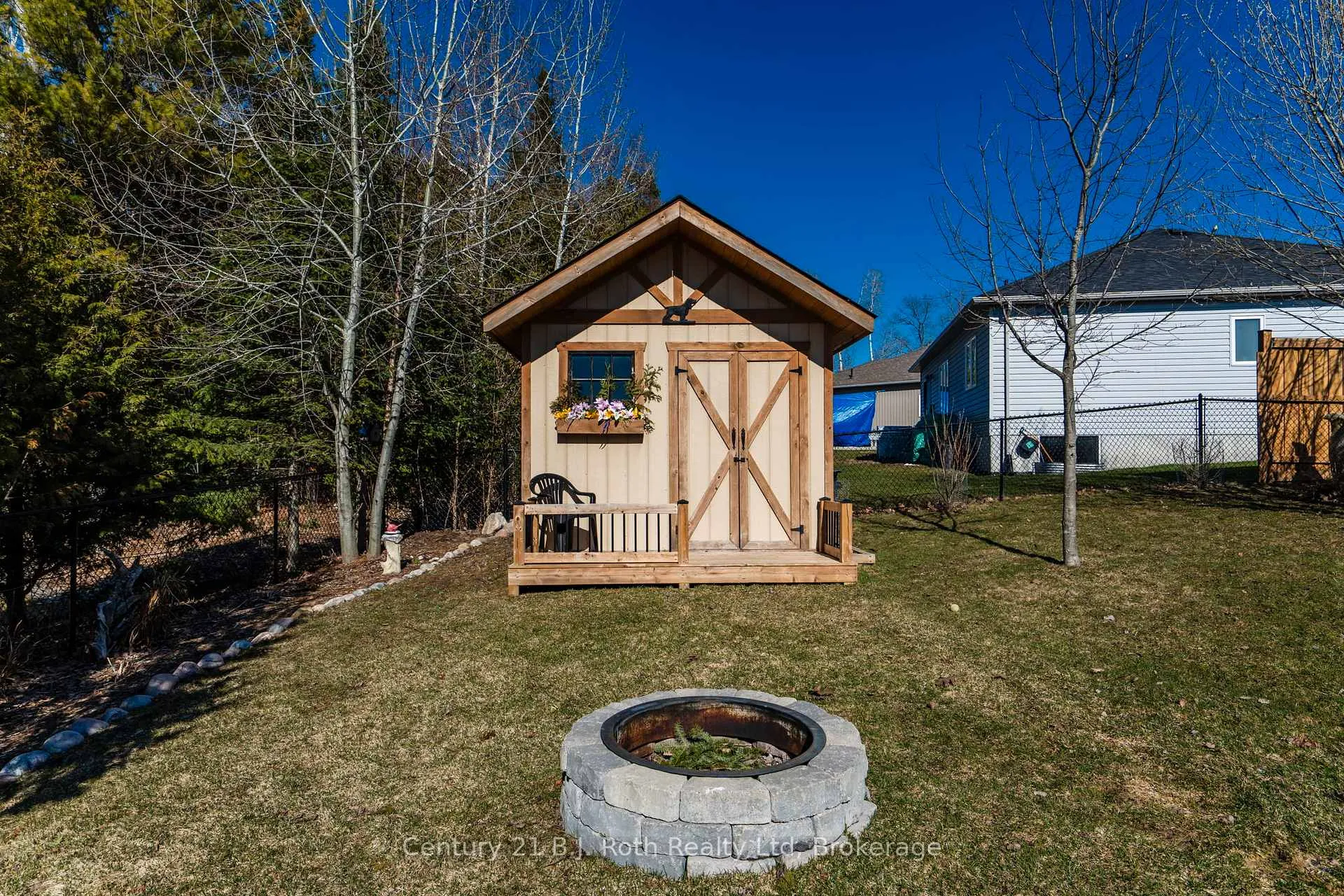 Photo 42 of 9 Charlie Rawson Boulevard, Barrie, 400 East — HOMEH