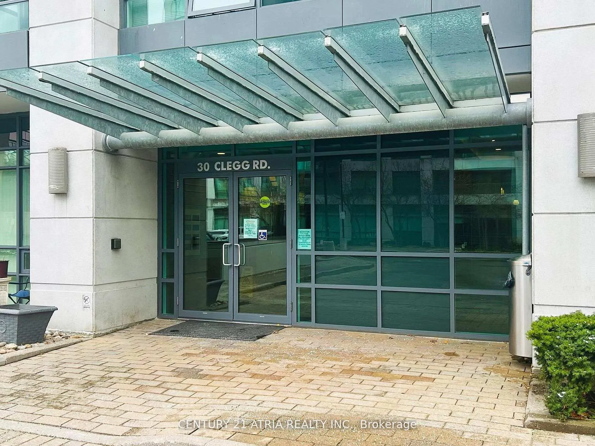 Photo 2 of Unit 801, 30 Clegg Road, Markham, Unionville — HOMEH