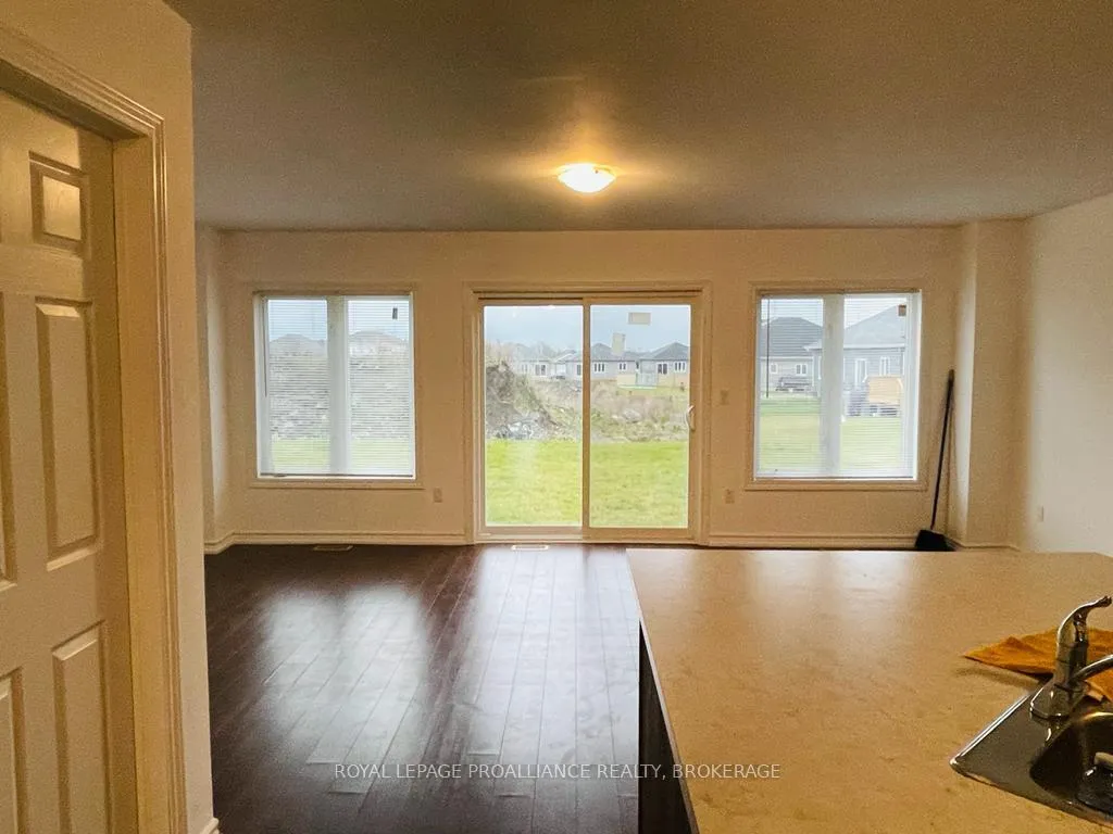 Photo 9 of 31 Brennan Crescent, Loyalist, Odessa — HOMEH