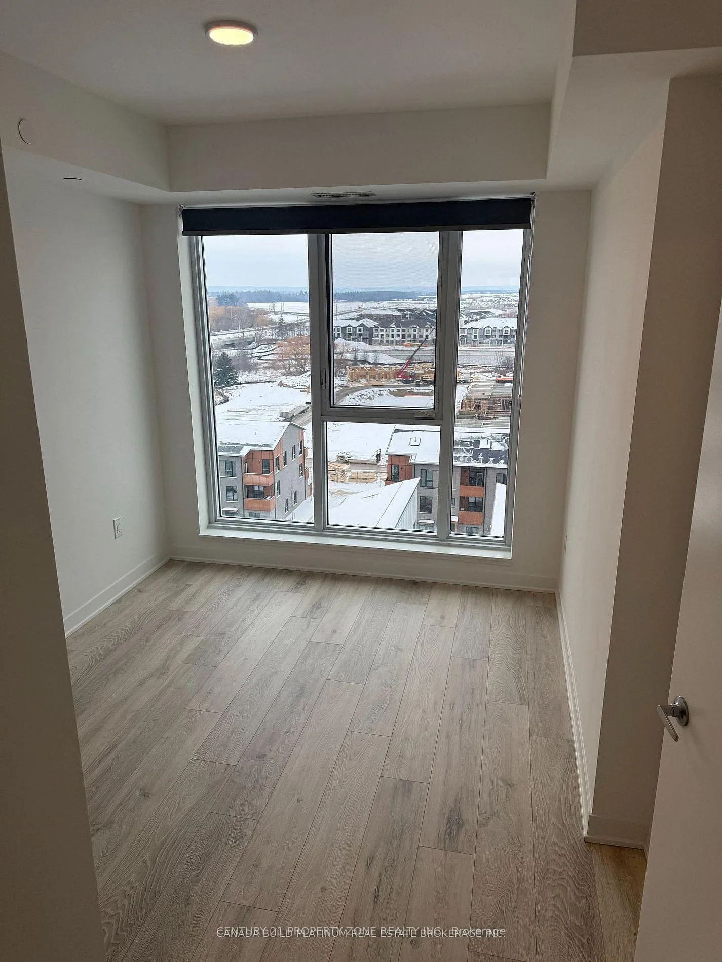 Photo 8 of Unit 901, 10 All Nations Drive, Brampton, Northwest Brampton — HOMEH