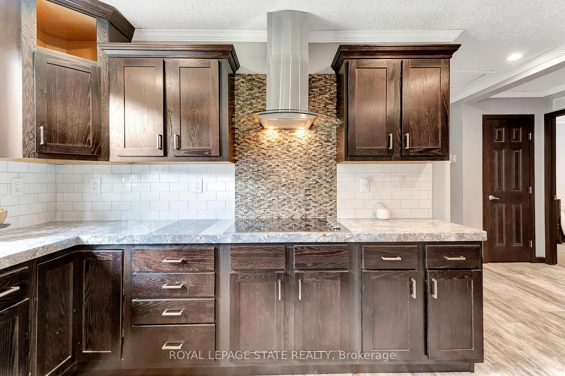 Photo 11 of 4881 Mapleview Crescent, Port Colborne, Sherkston — HOMEH