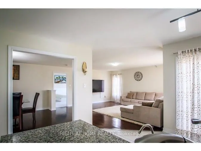 Photo 3 of 213 Country Lane, Clearview, Stayner — HOMEH