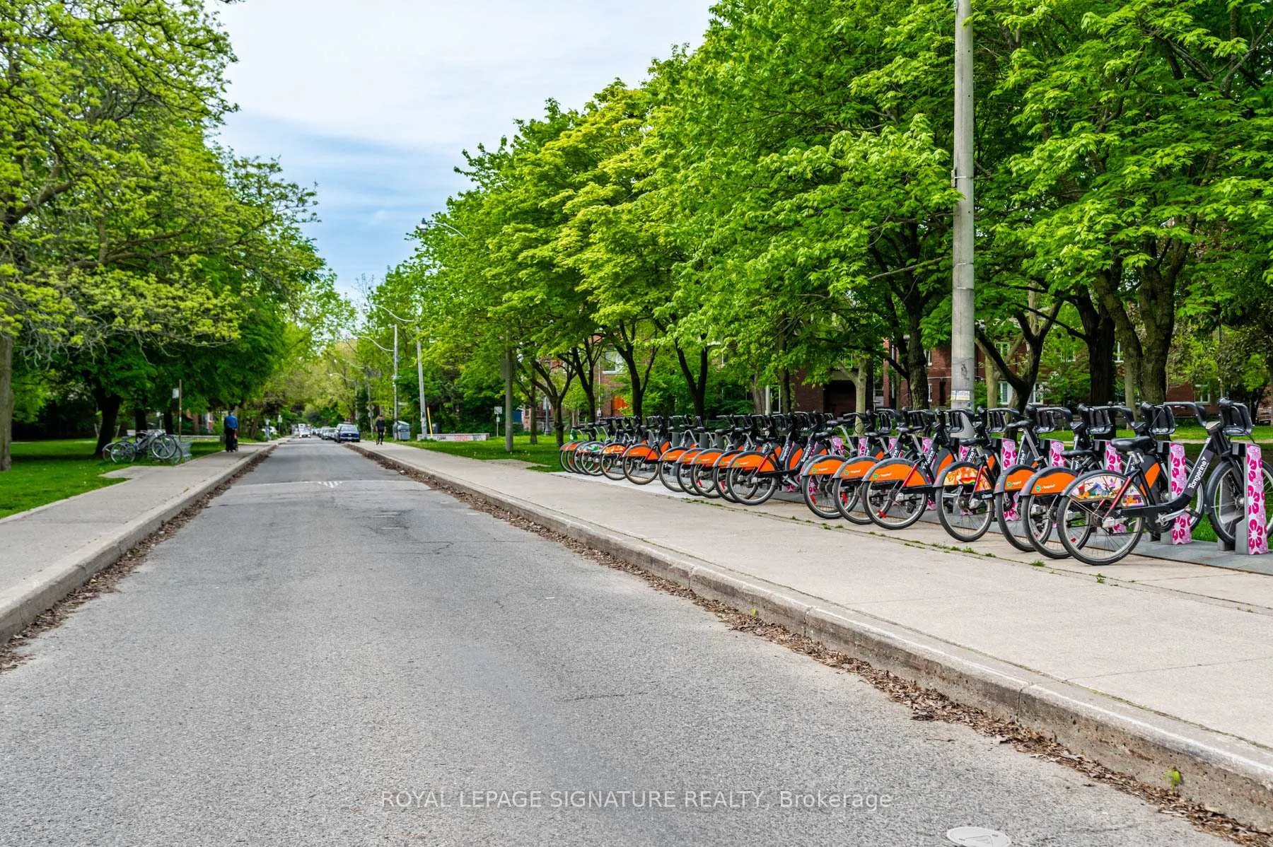Photo 23 of Unit 3, 1 Bellwoods Park, Toronto, Trinity-Bellwoods — HOMEH